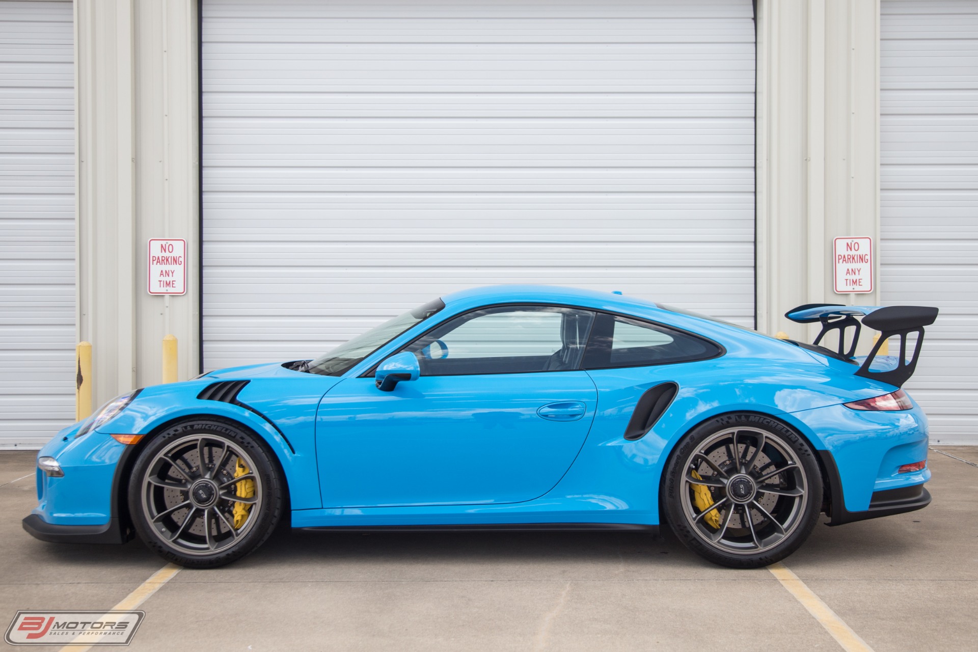 Used-2016-Porsche-911-GT3RS