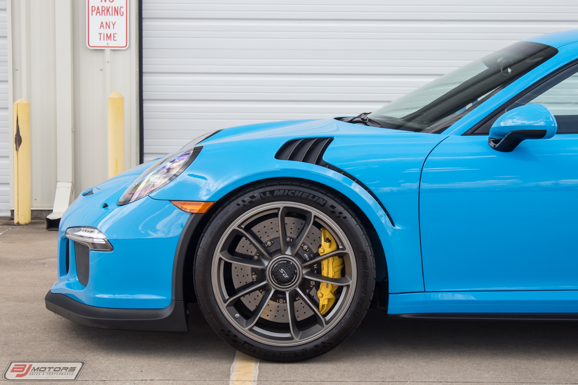 Used-2016-Porsche-911-GT3RS