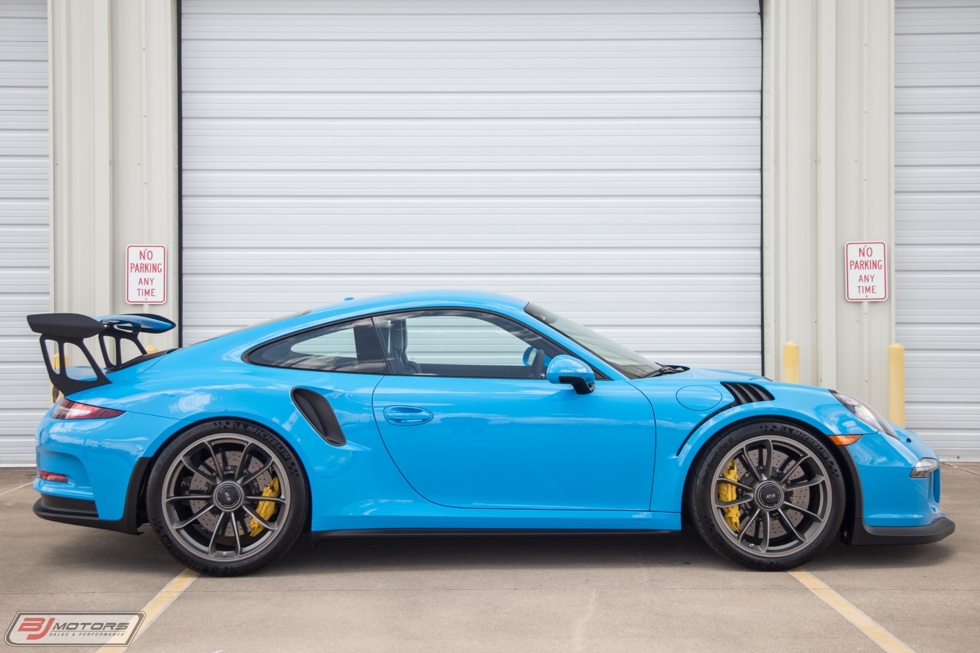 Used-2016-Porsche-911-GT3RS