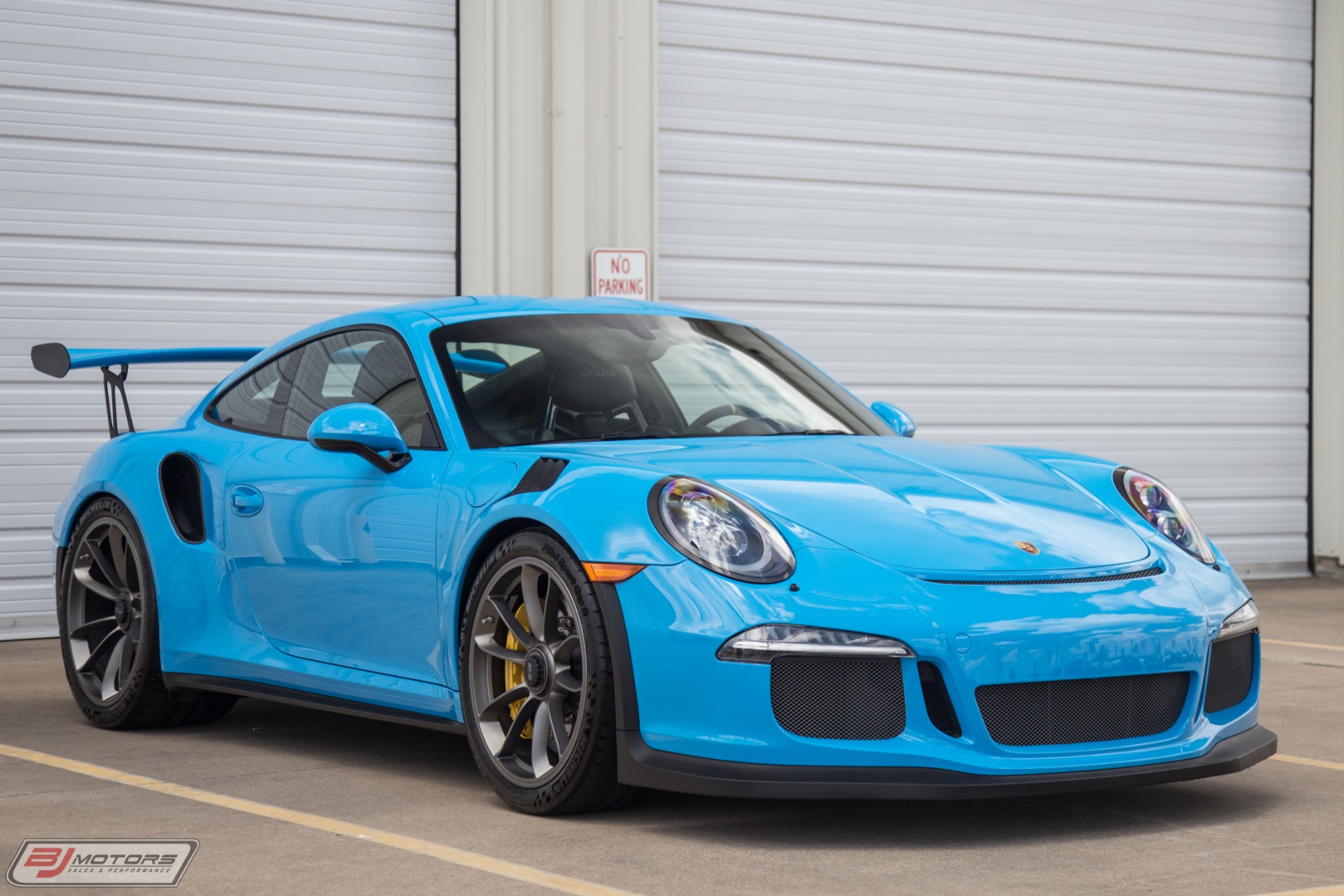 Used-2016-Porsche-911-GT3RS