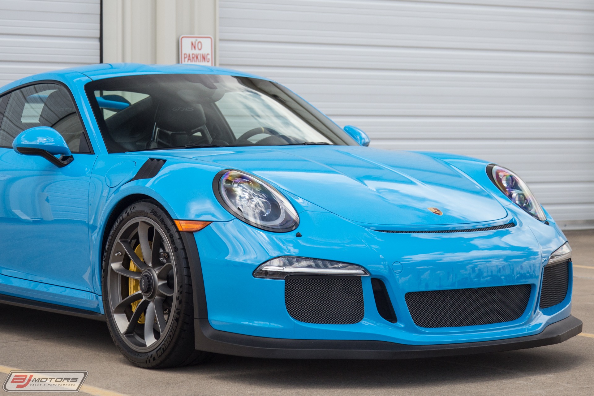 Used-2016-Porsche-911-GT3RS