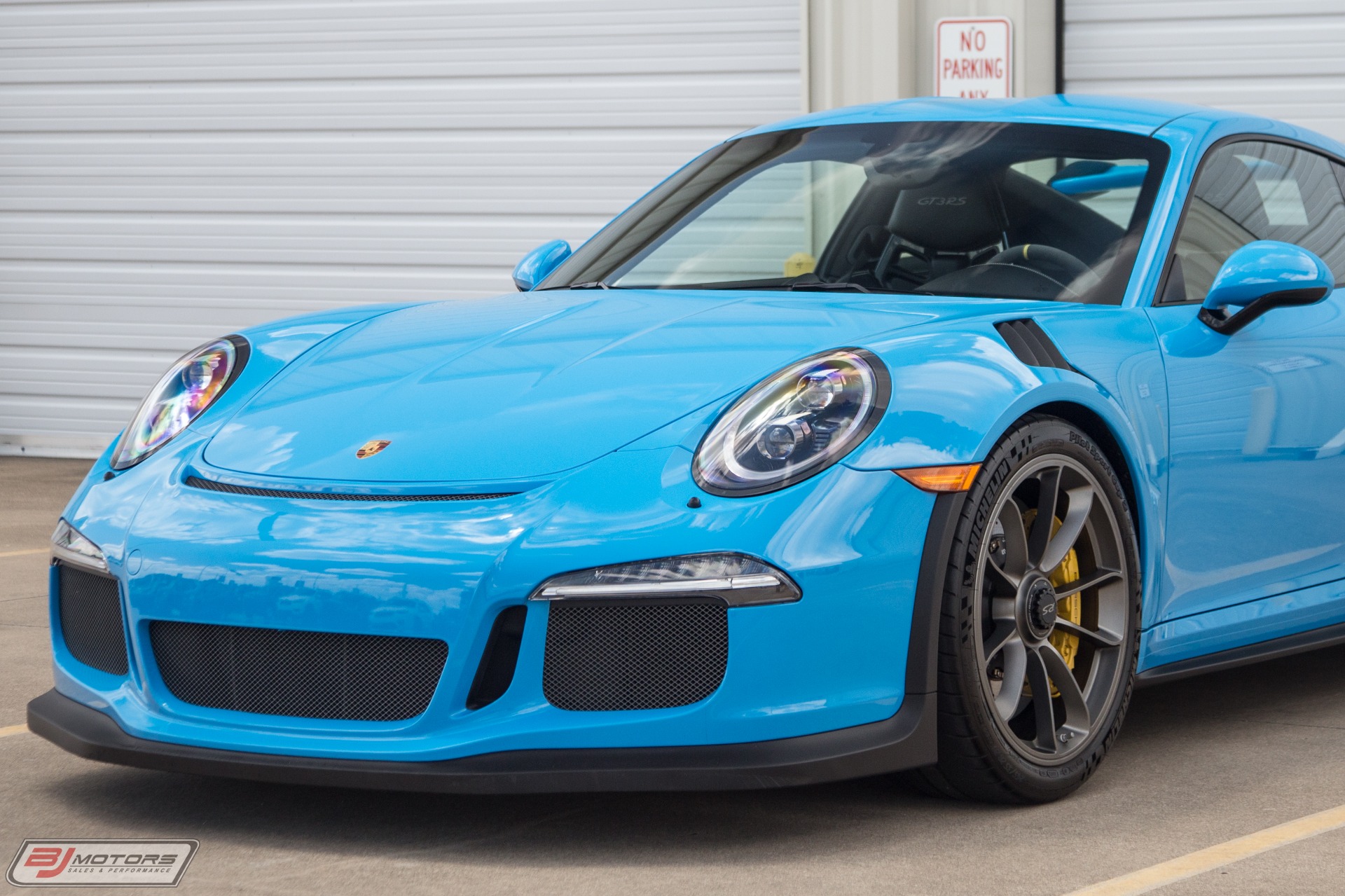 Used-2016-Porsche-911-GT3RS