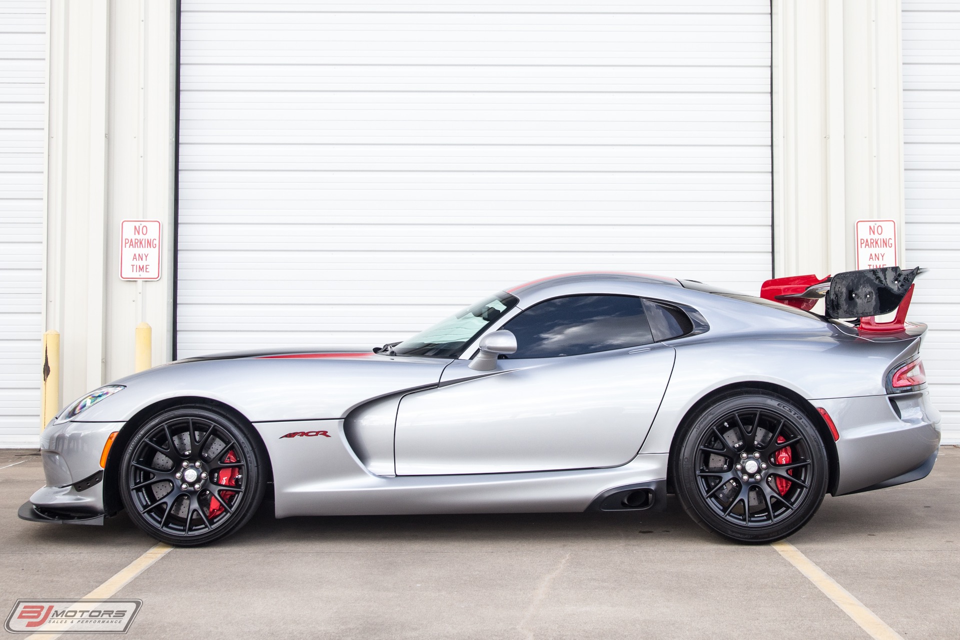 Used-2016-Dodge-Viper-ACR