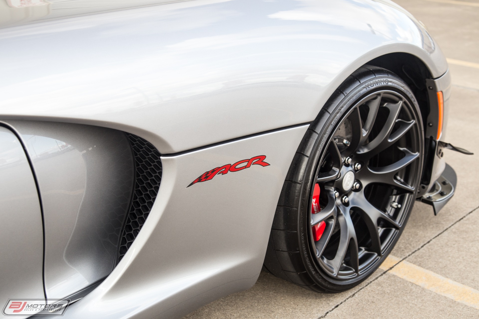 Used-2016-Dodge-Viper-ACR