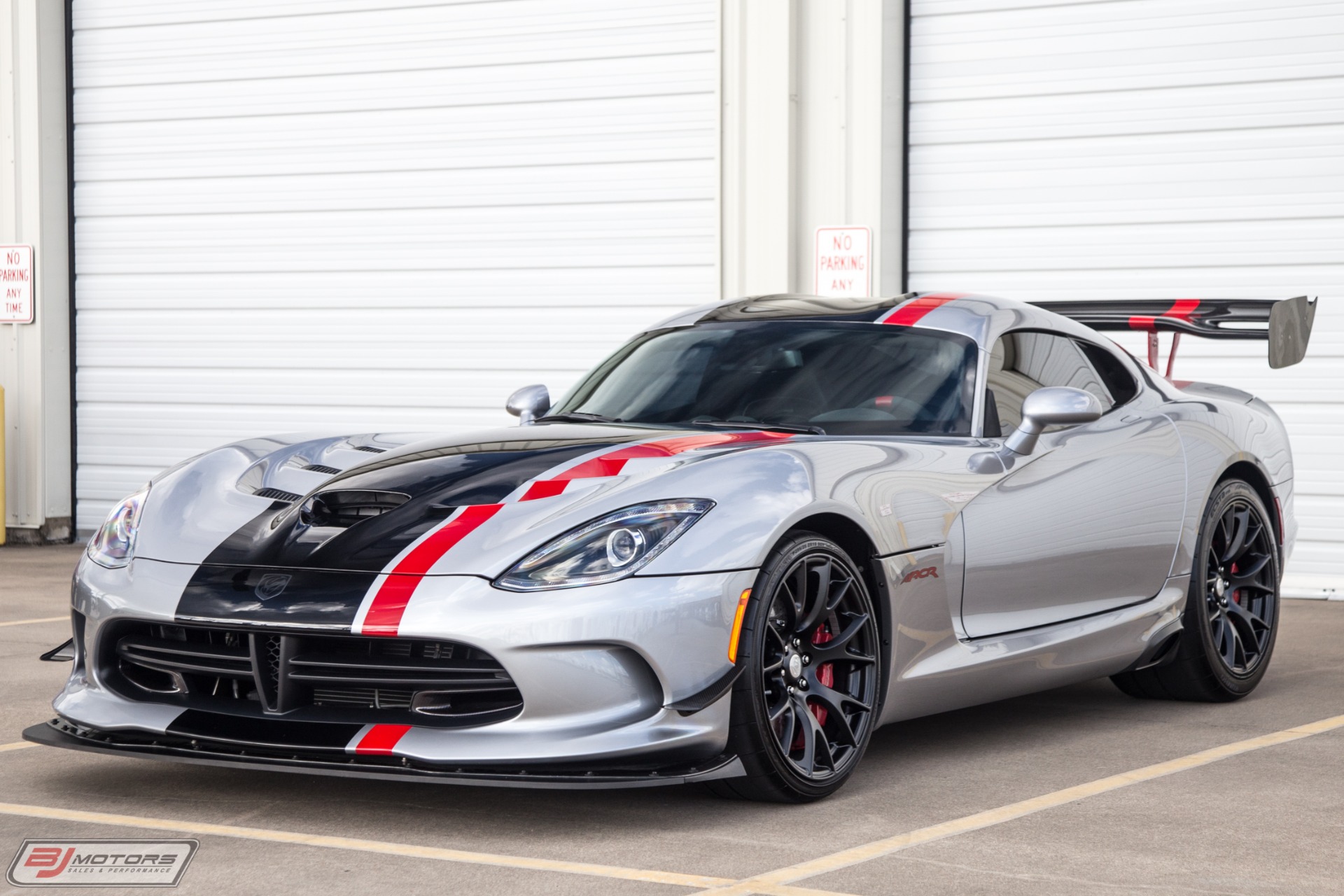 Used-2016-Dodge-Viper-ACR