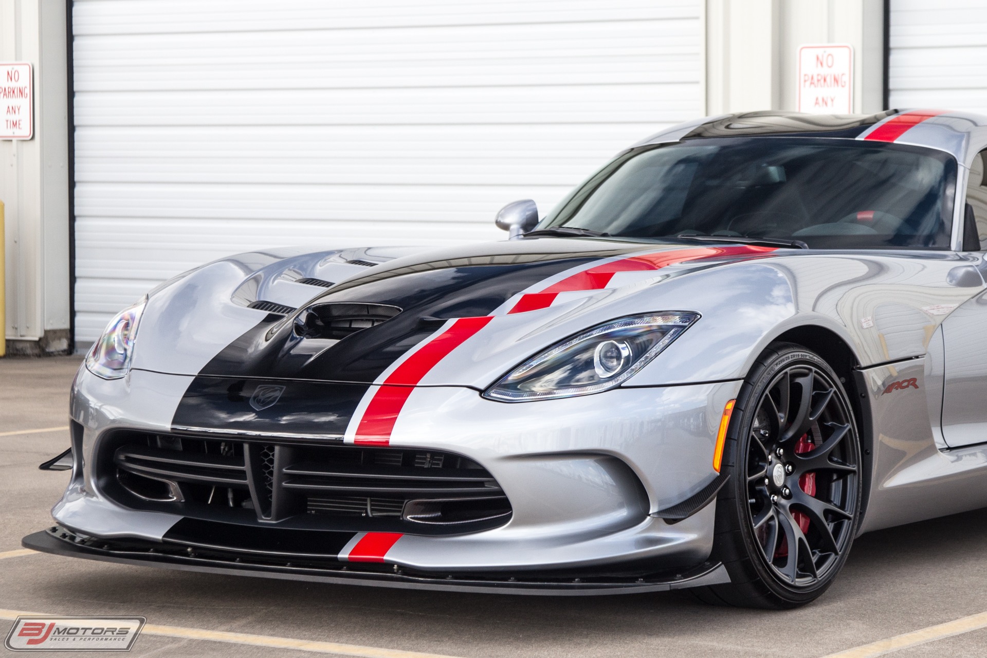 Used-2016-Dodge-Viper-ACR