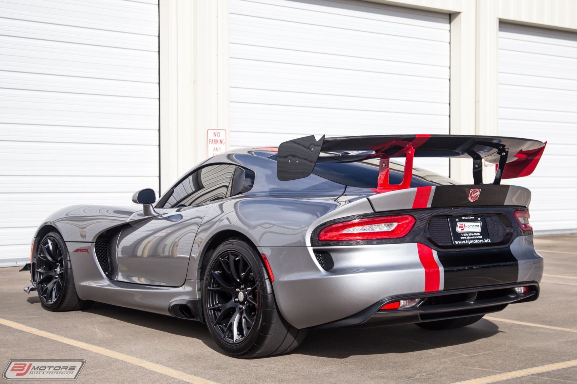 Used-2016-Dodge-Viper-ACR