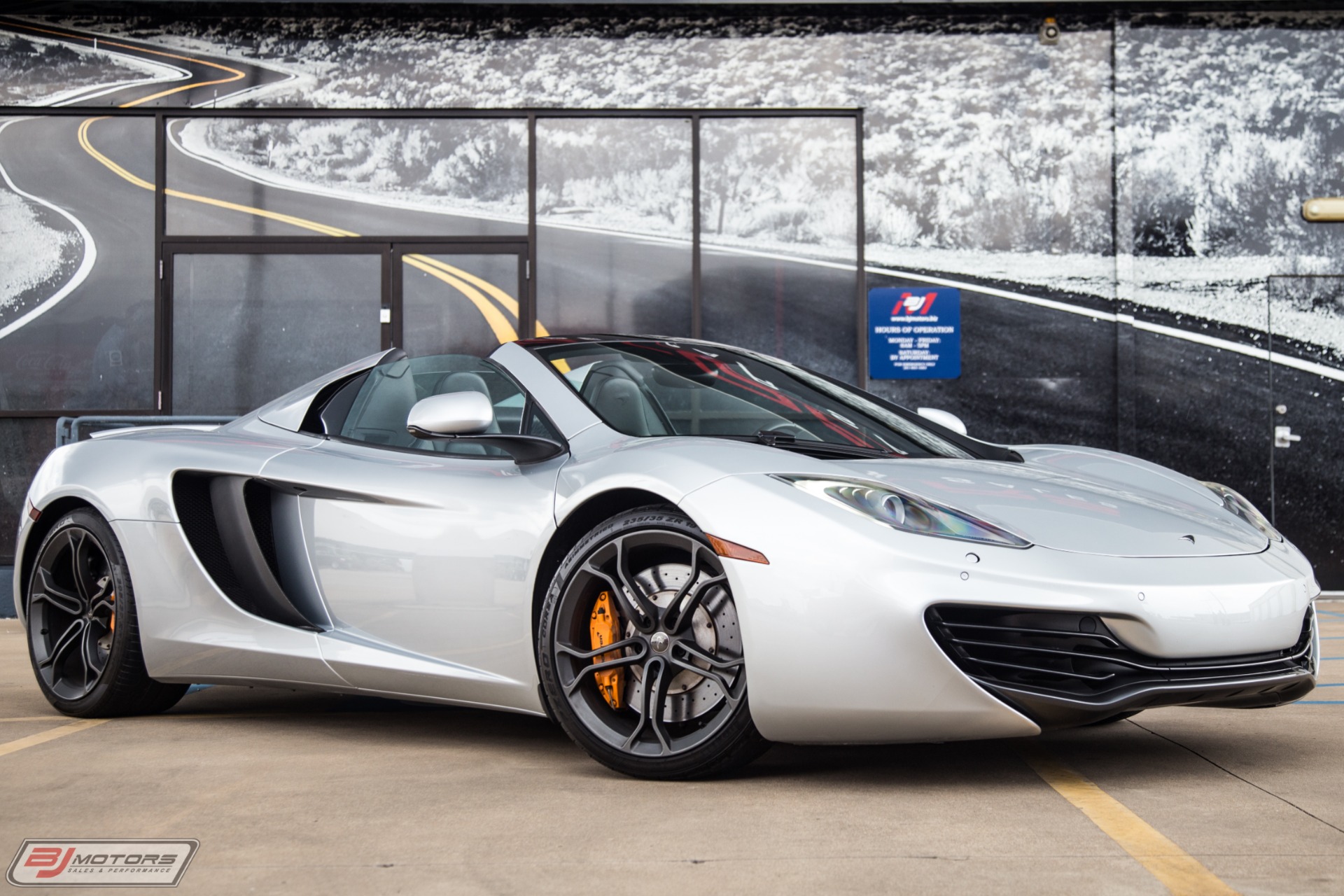 Used-2014-McLaren-MP4-12C-Spider