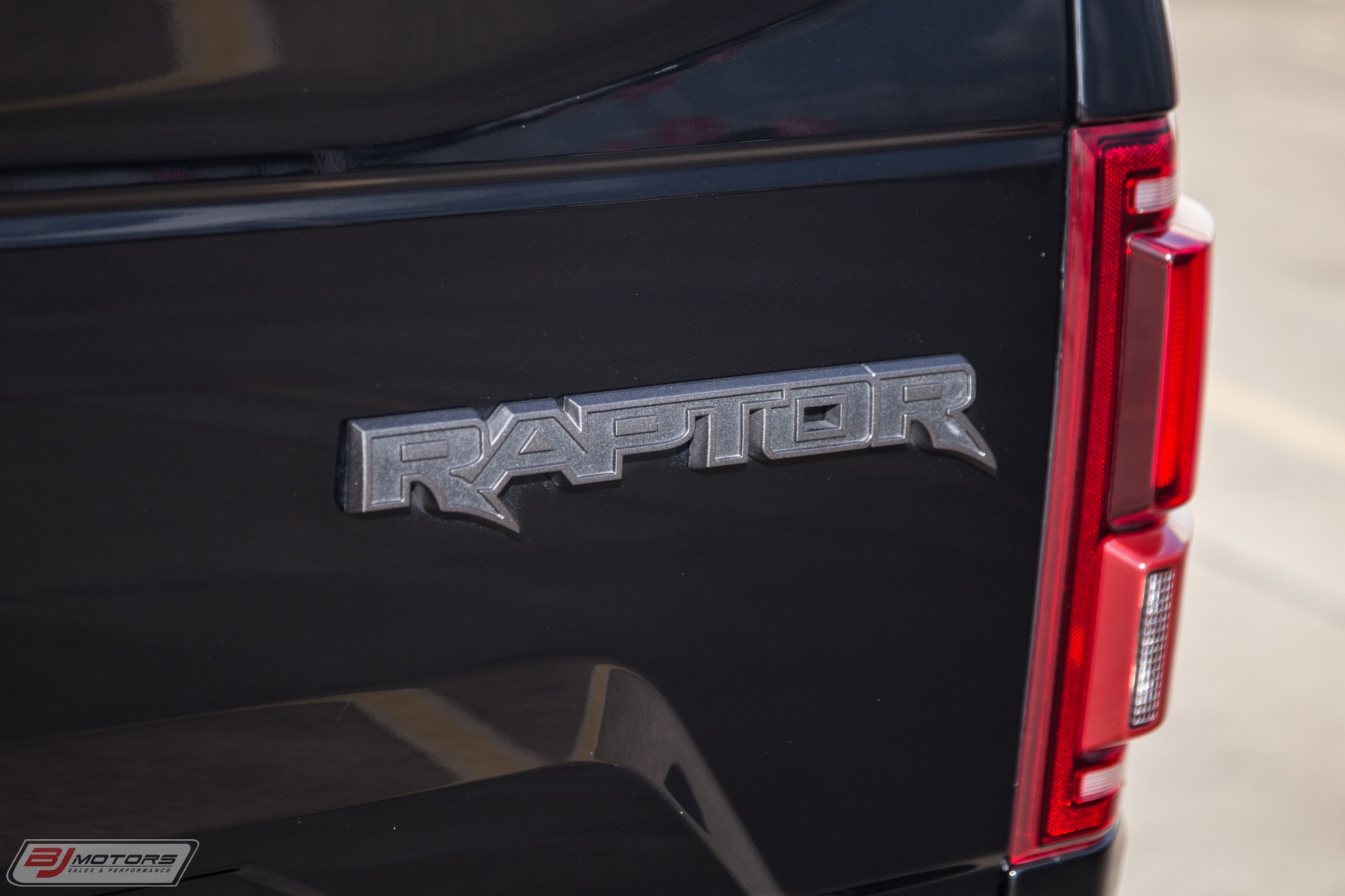 Used-2018-Ford-F-150-Raptor