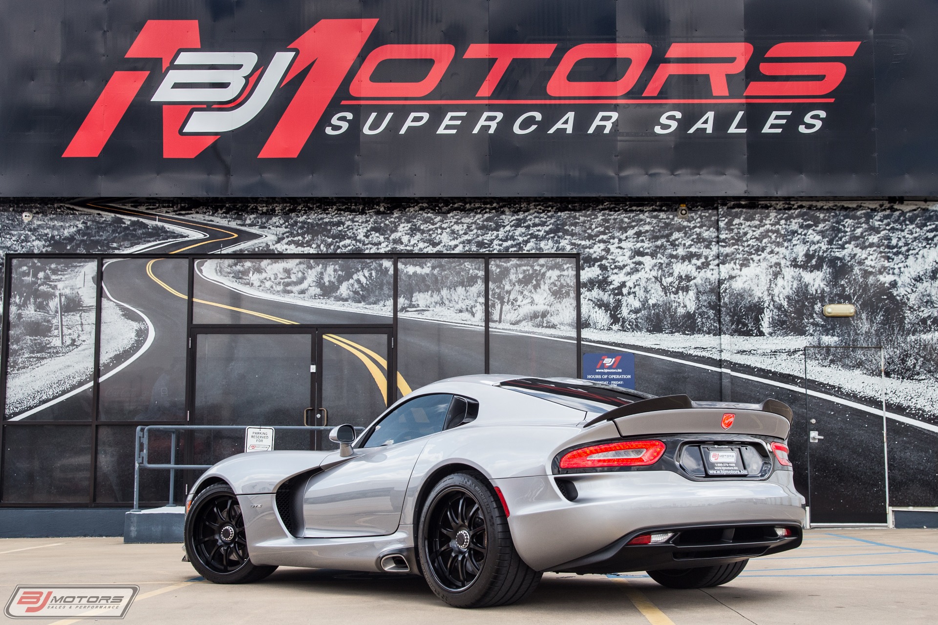 Used-2014-Dodge-SRT-Viper-GTS