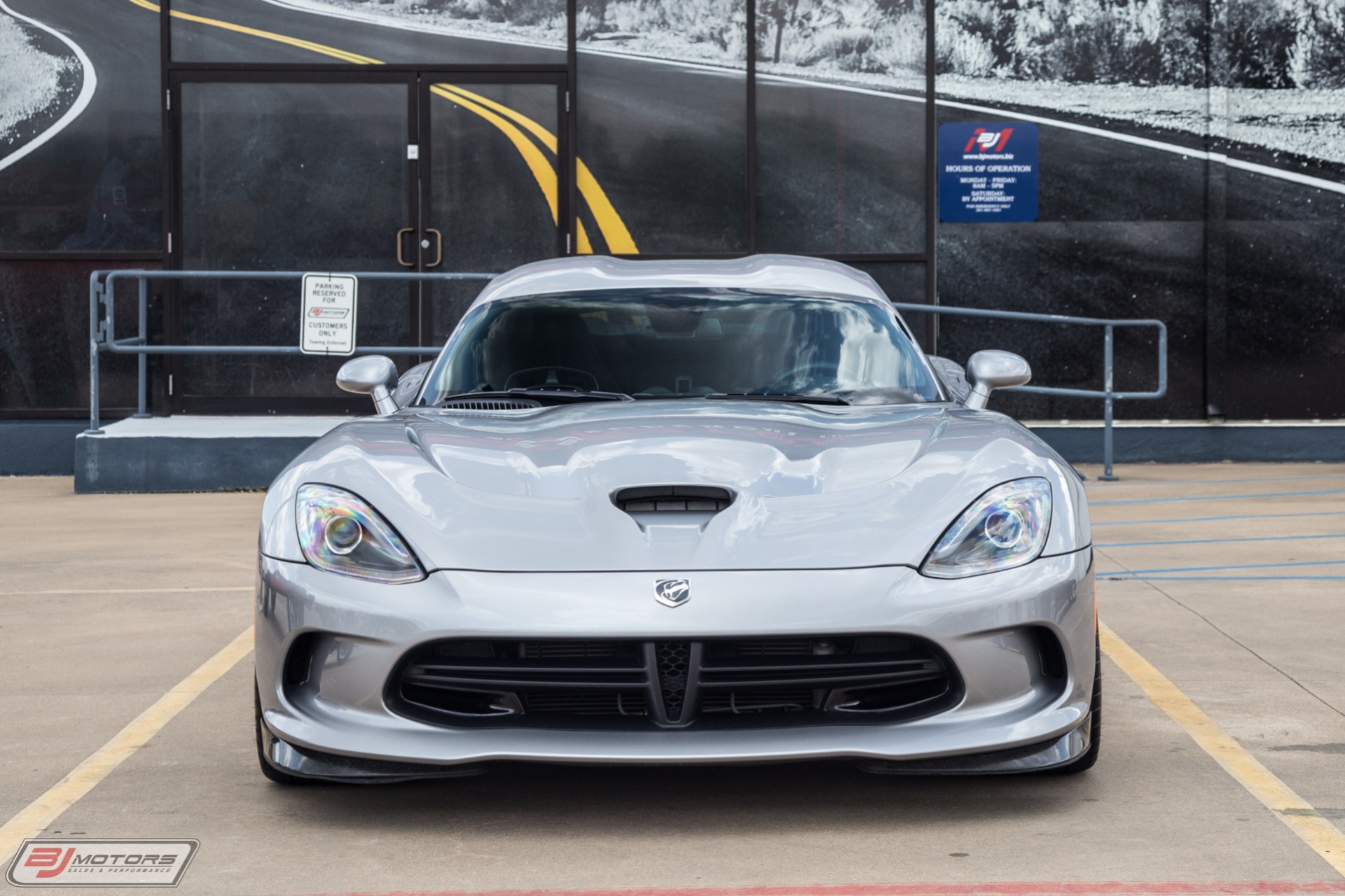 Used-2014-Dodge-SRT-Viper-GTS