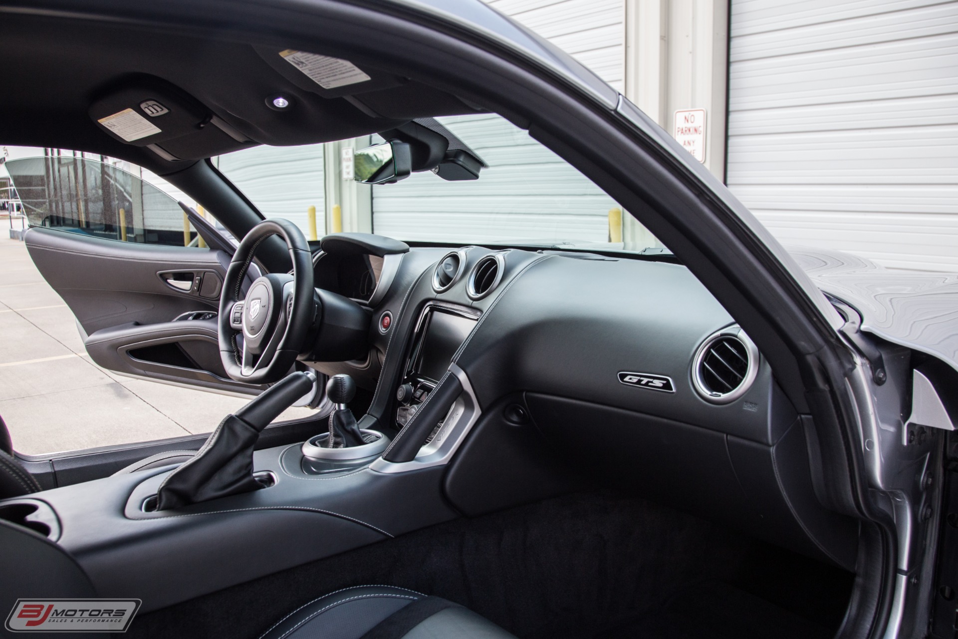 Used-2014-Dodge-SRT-Viper-GTS