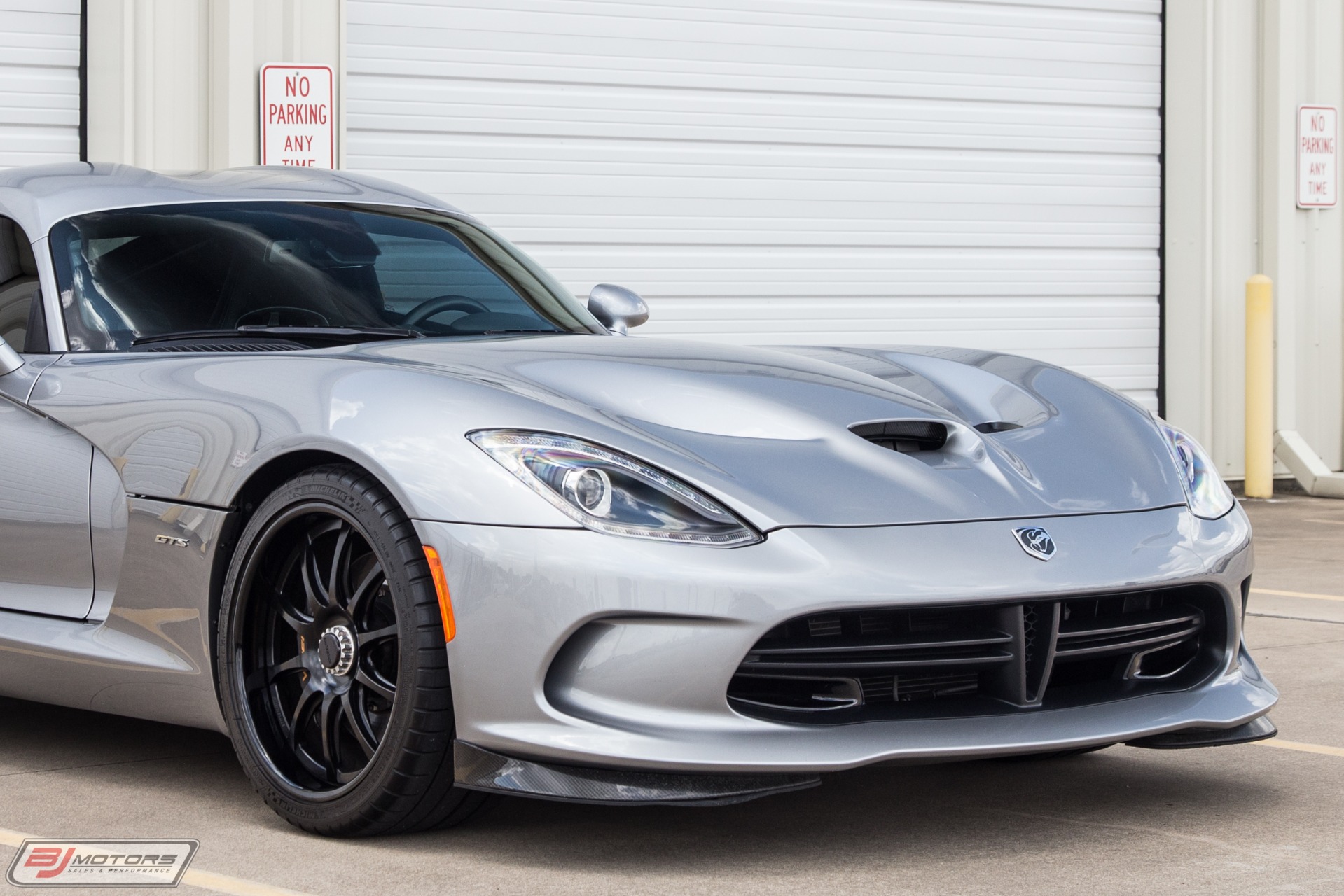 Used-2014-Dodge-SRT-Viper-GTS