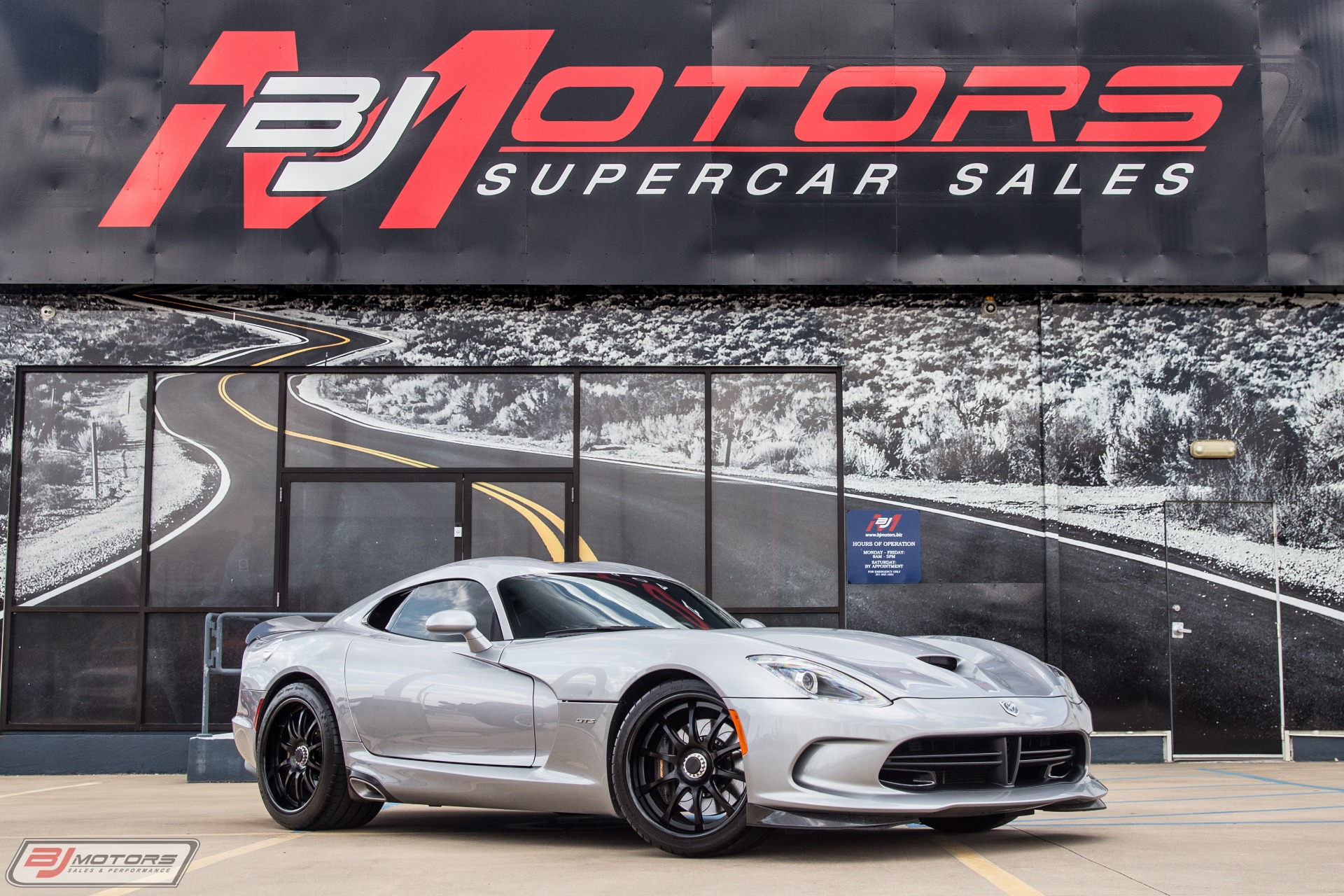 Used-2014-Dodge-SRT-Viper-GTS