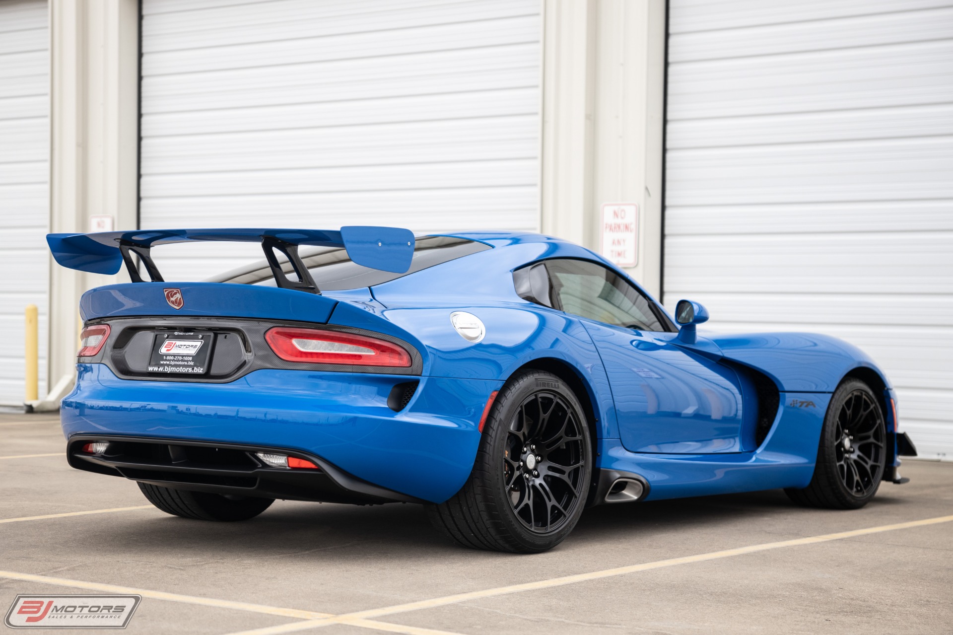 Used-2015-Dodge-Viper-TA-20