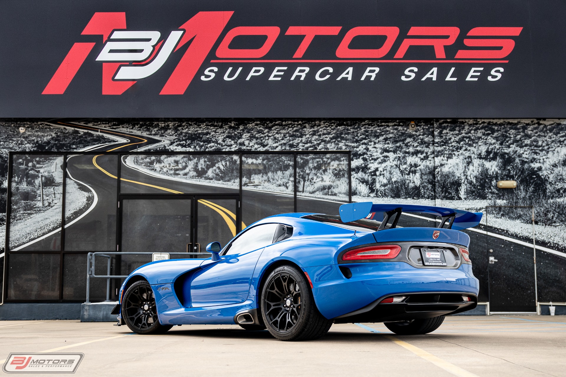 Used-2015-Dodge-Viper-TA-20