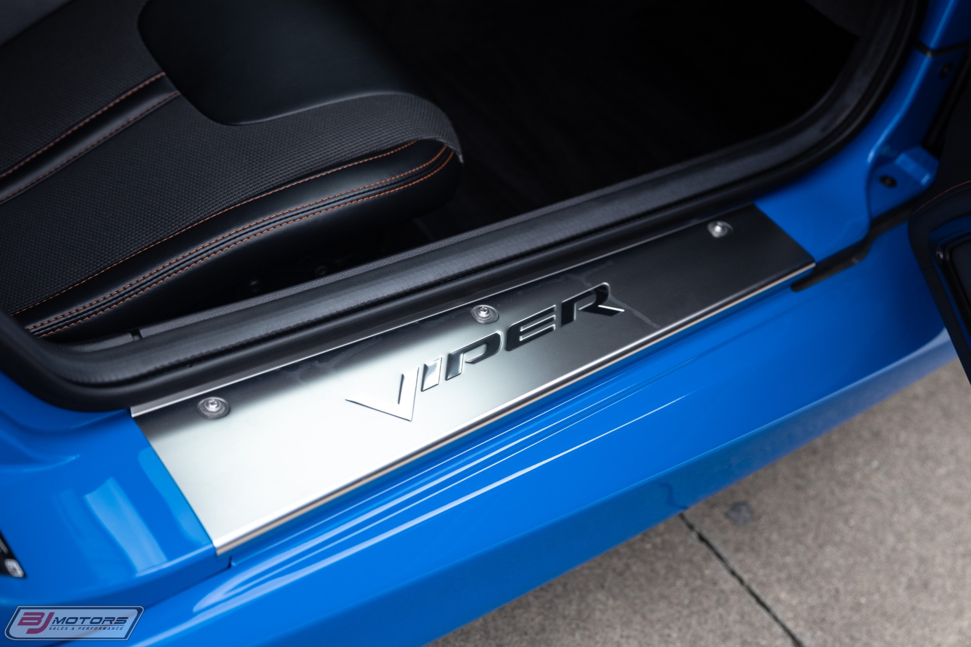 Used-2015-Dodge-Viper-TA-20