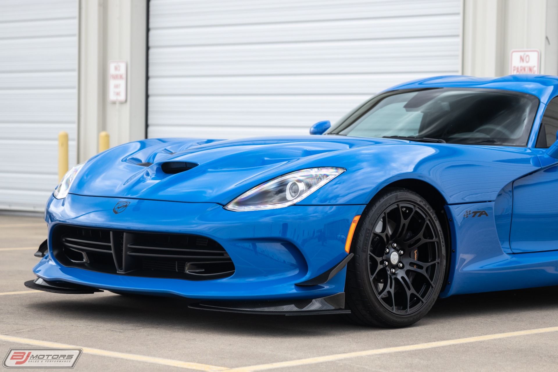 Used-2015-Dodge-Viper-TA-20