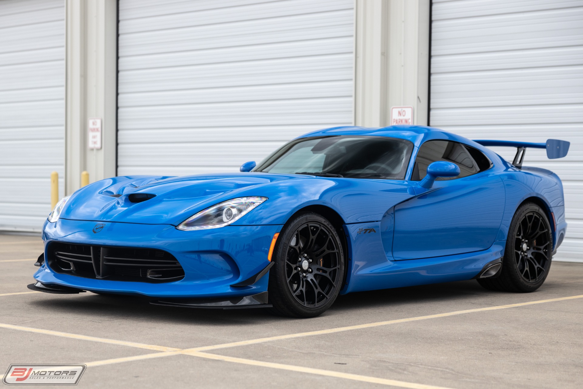 Used-2015-Dodge-Viper-TA-20