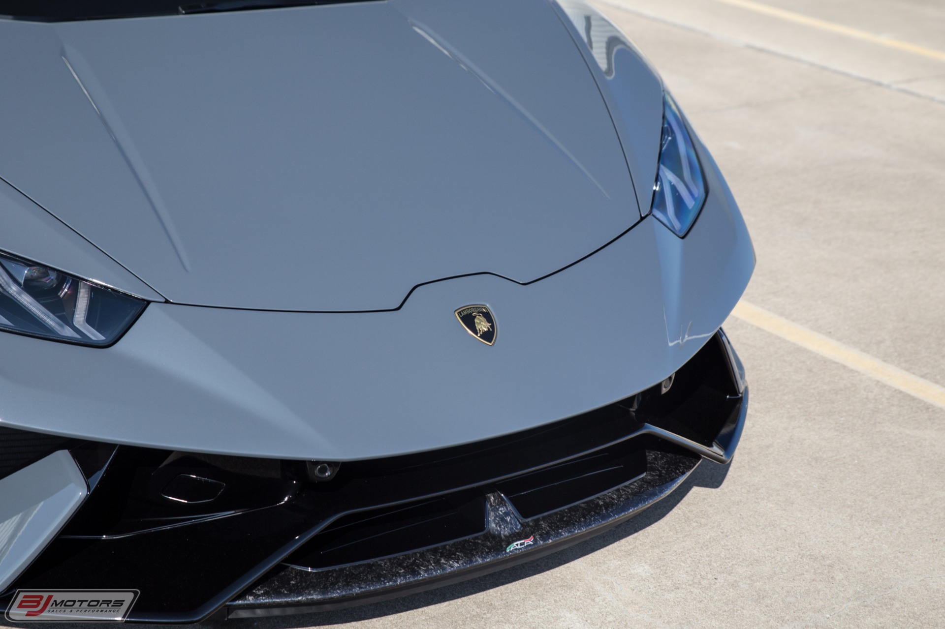 Used-2018-Lamborghini-Huracan-LP-640-4-Performante