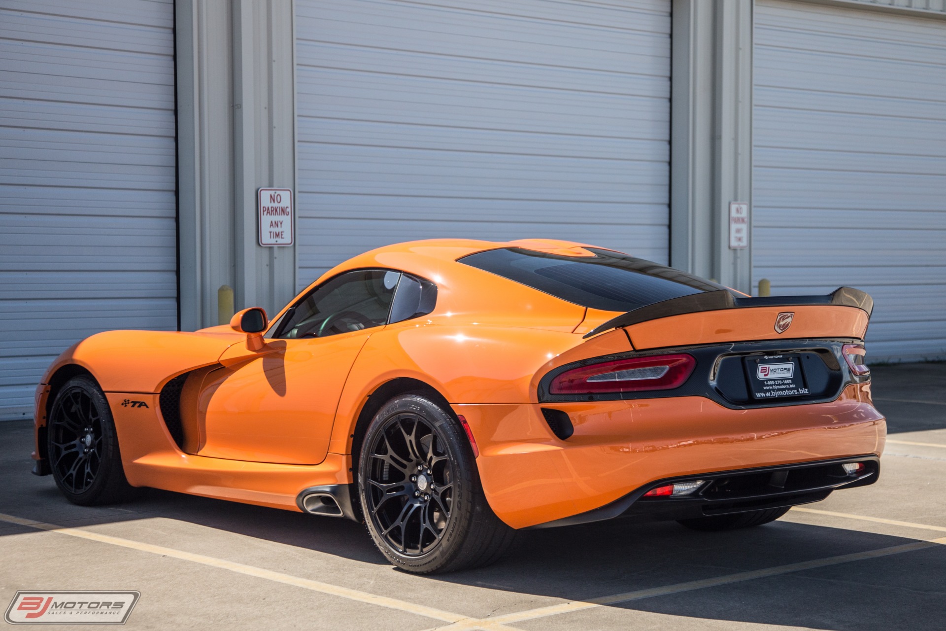 Used-2014-Dodge-Viper-TA-10