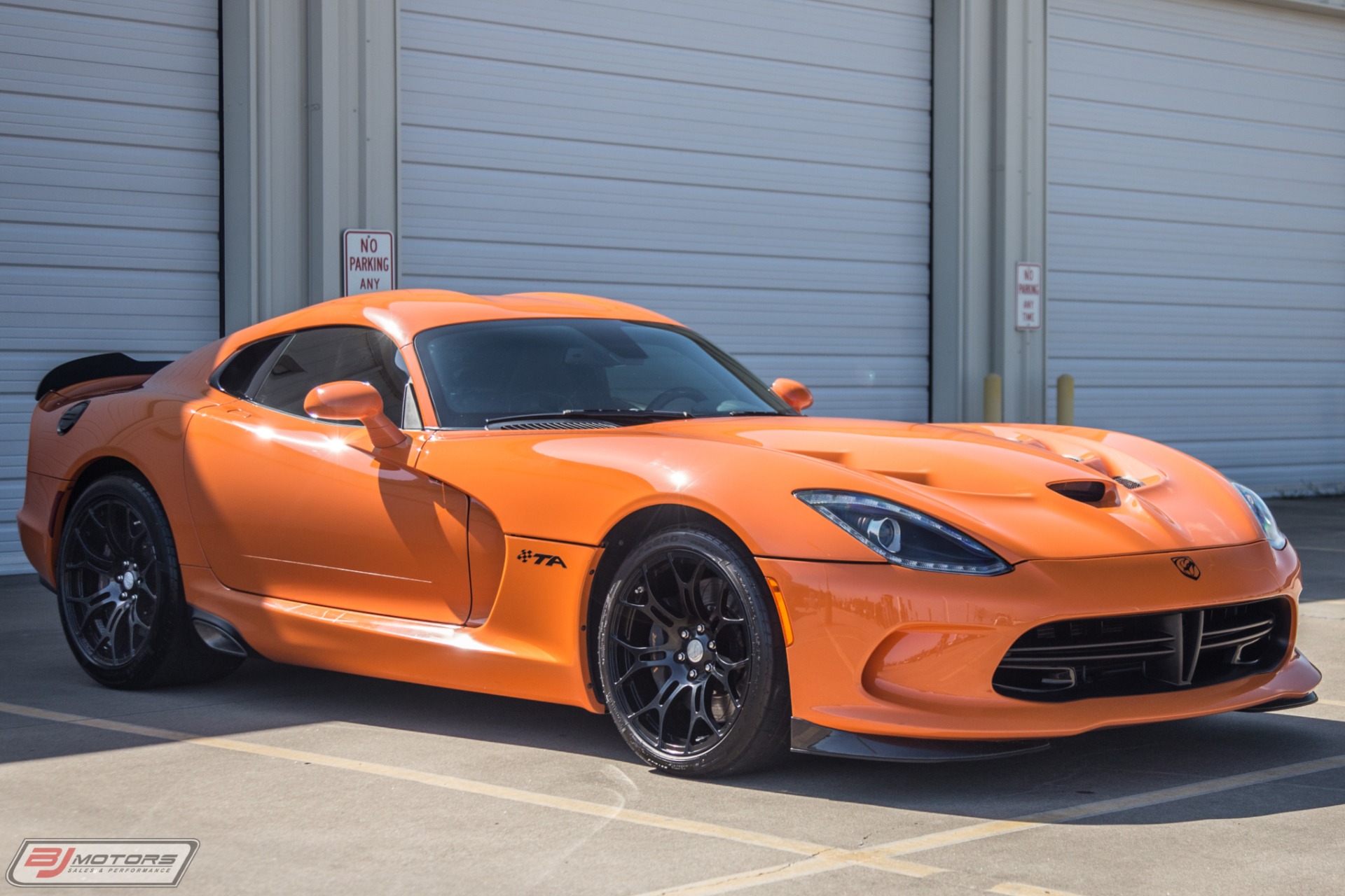 Used-2014-Dodge-Viper-TA-10