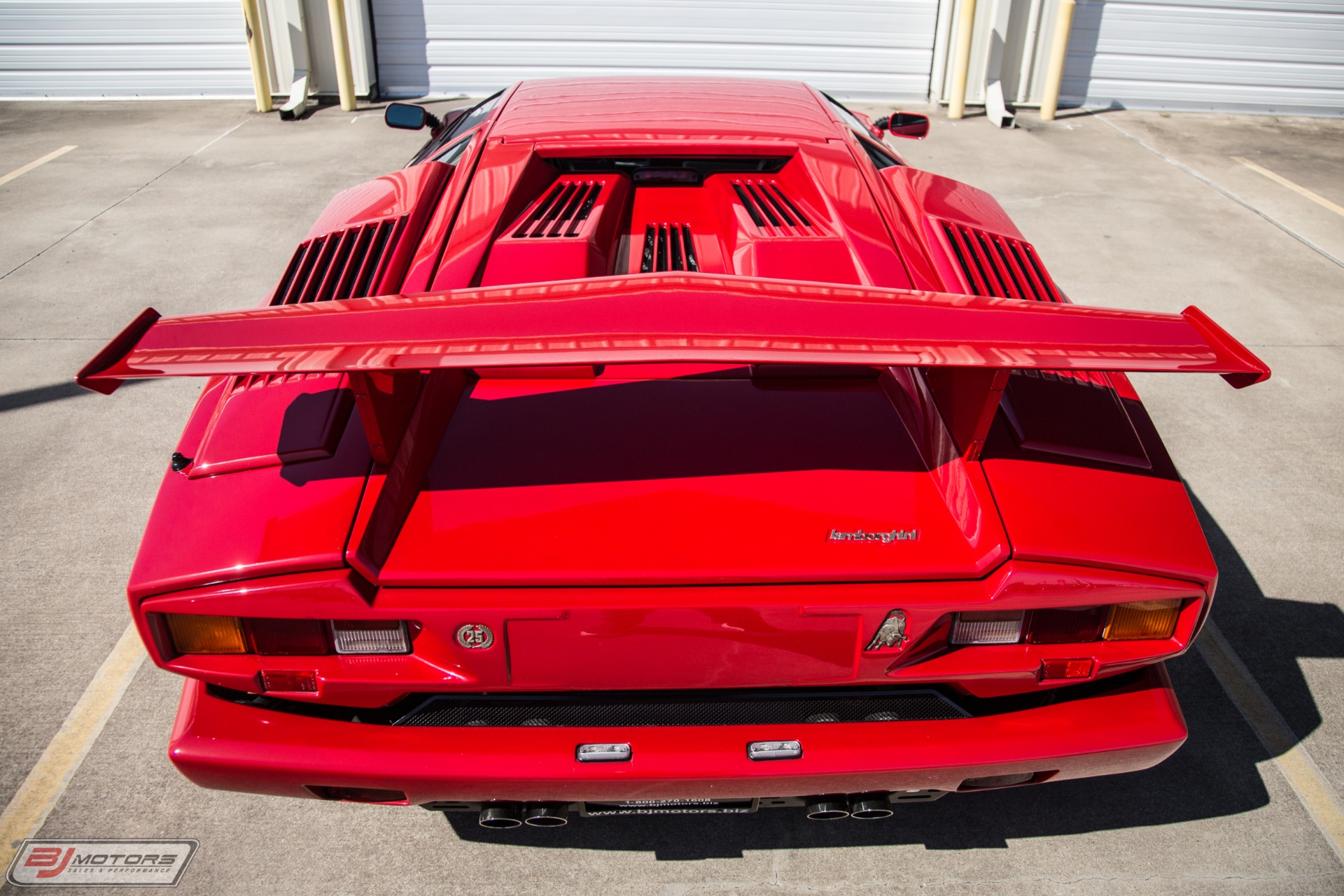 Used-1989-Lamborghini-Countach-25th-Anniversary