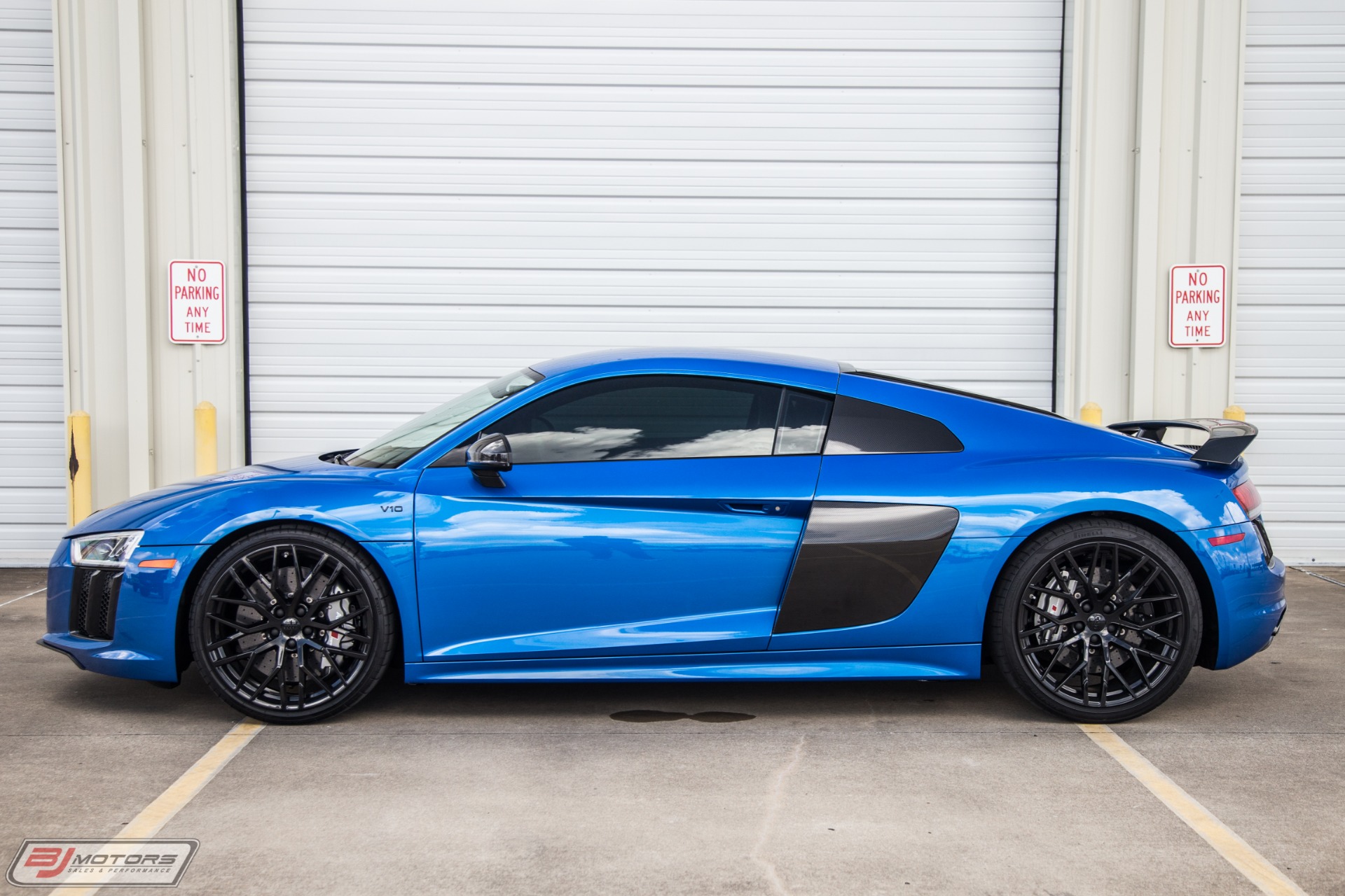 Used-2017-Audi-R8-V10-Plus