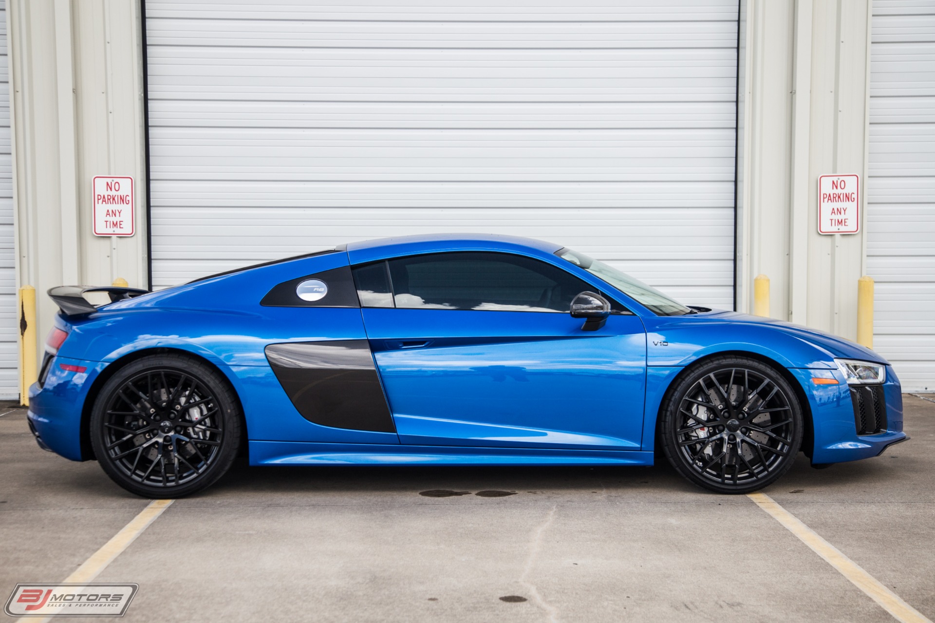 Used-2017-Audi-R8-V10-Plus