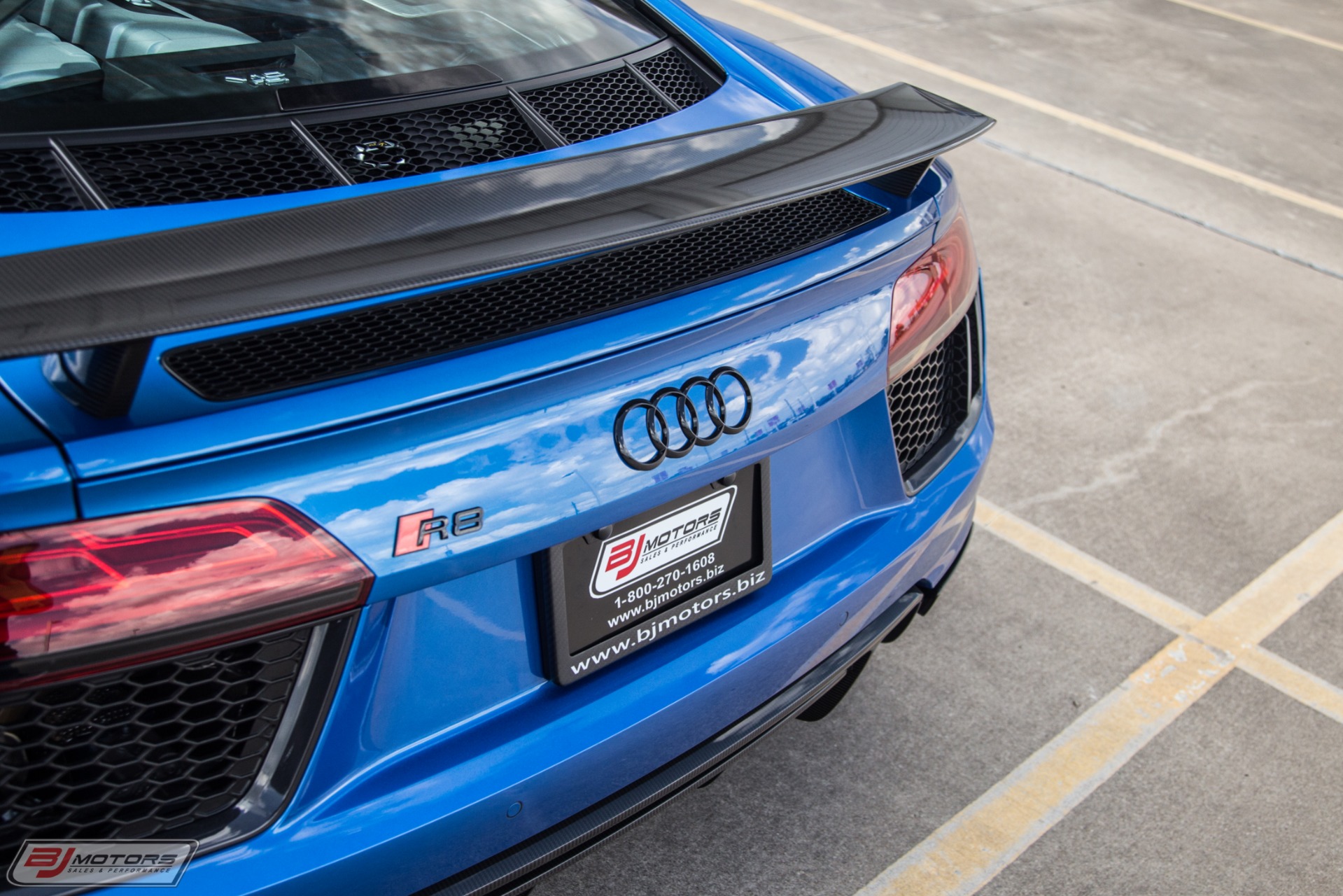 Used-2017-Audi-R8-V10-Plus