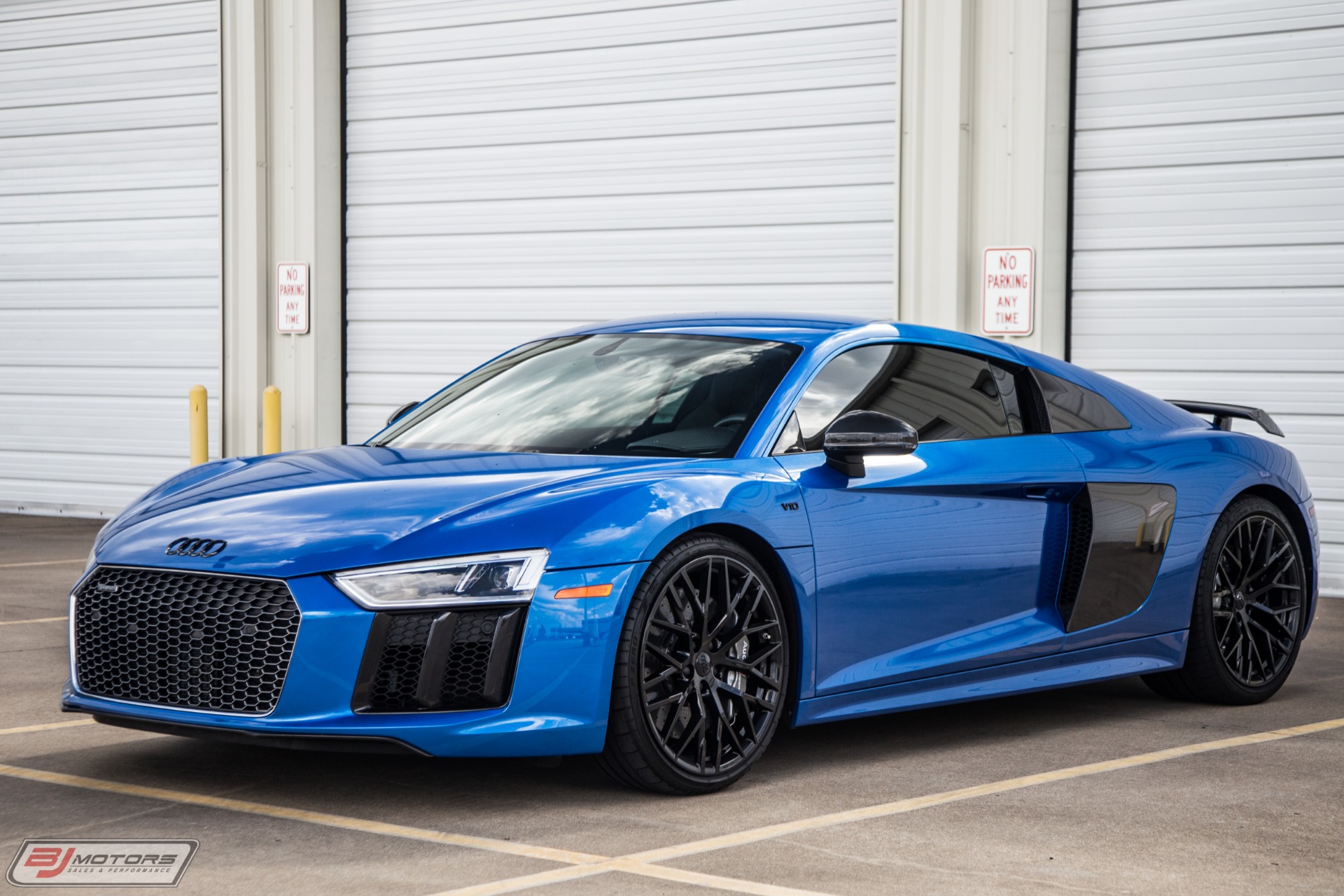 Used-2017-Audi-R8-V10-Plus