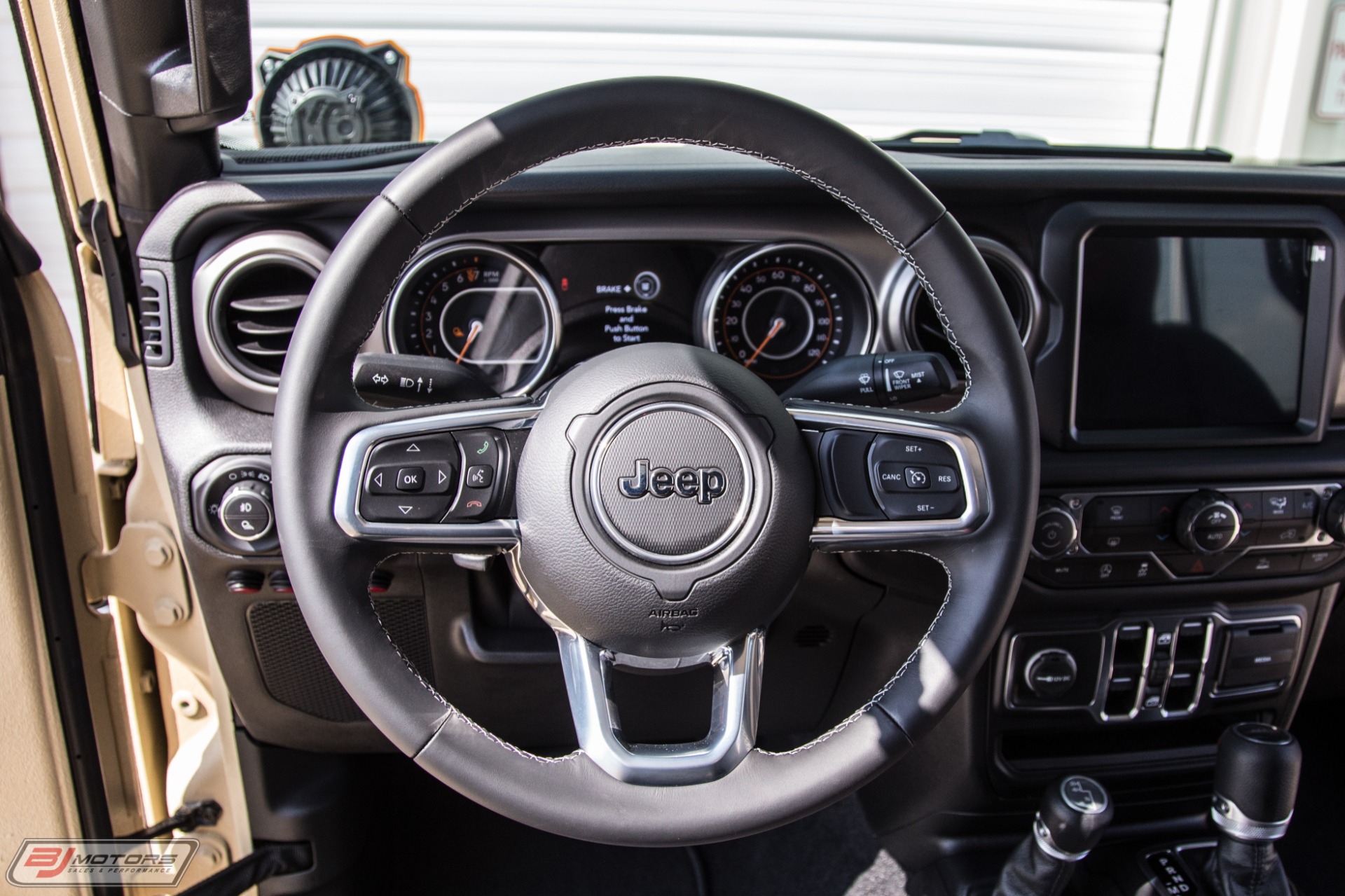 Used-2020-Jeep-Gladiator-Sport