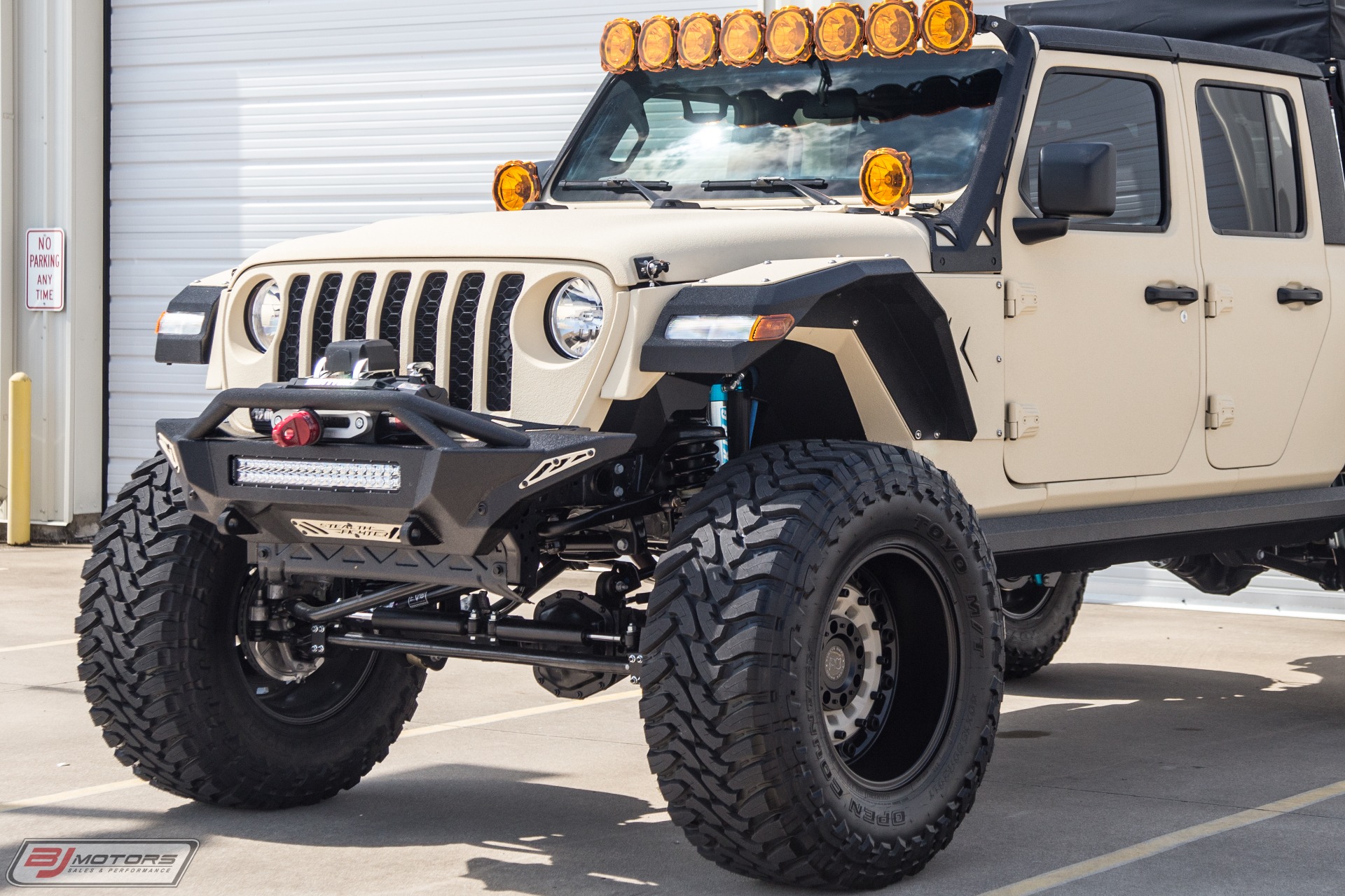 Used-2020-Jeep-Gladiator-Sport