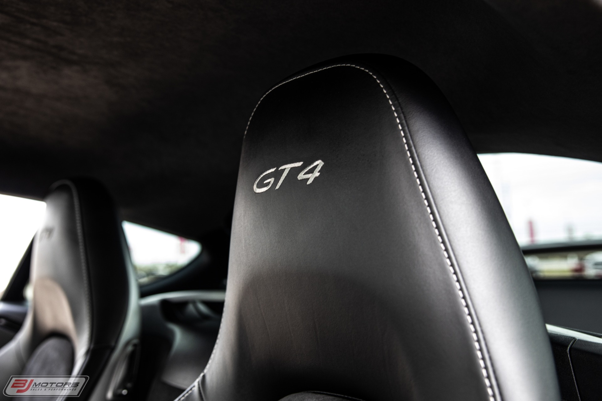 Used-2016-Porsche-Cayman-GT4