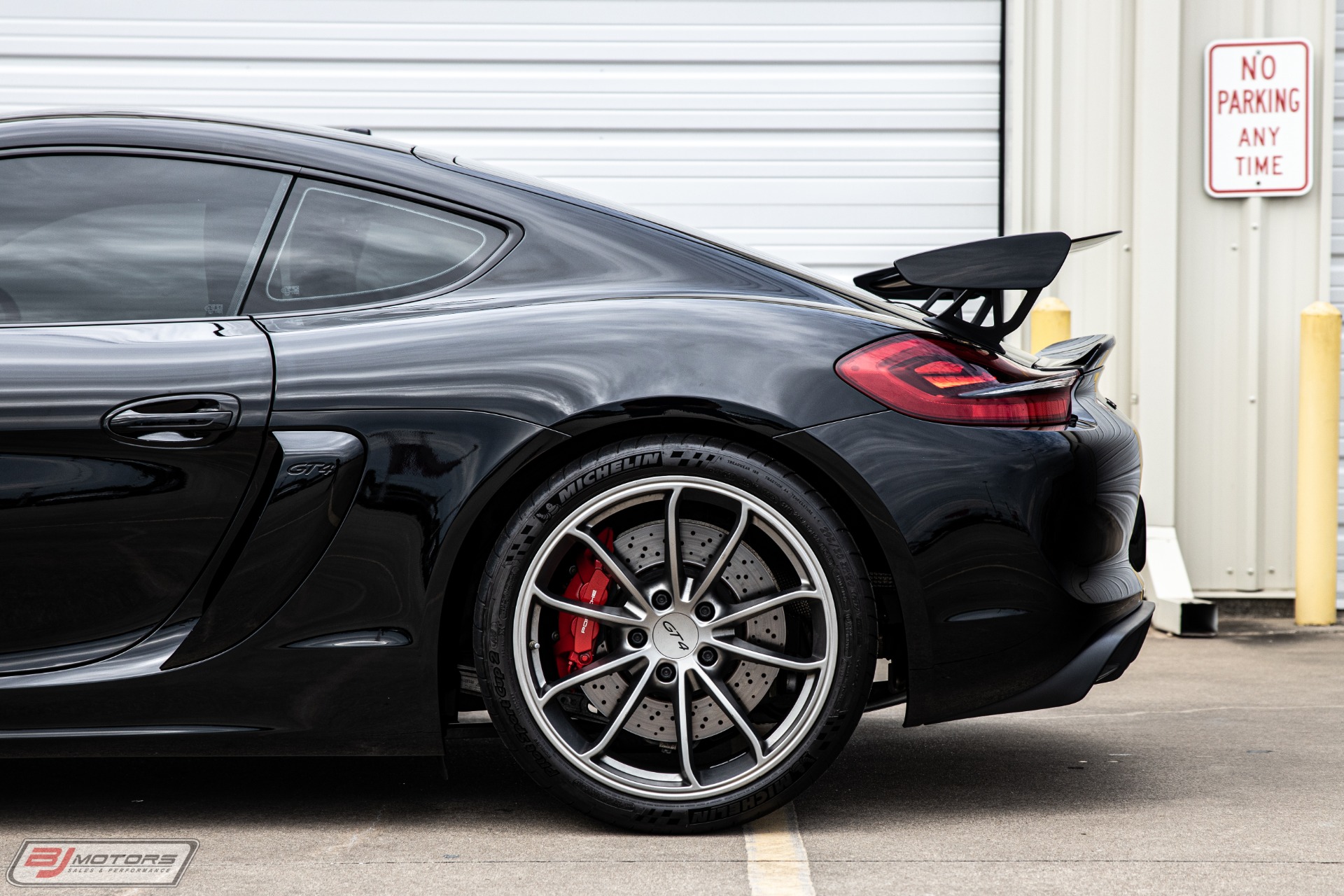 Used-2016-Porsche-Cayman-GT4