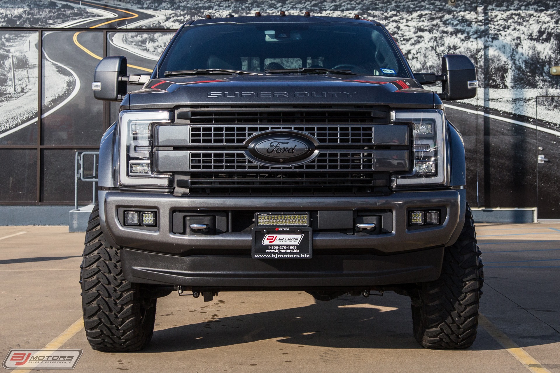 Used-2018-Ford-F-450-Super-Duty-Platinum