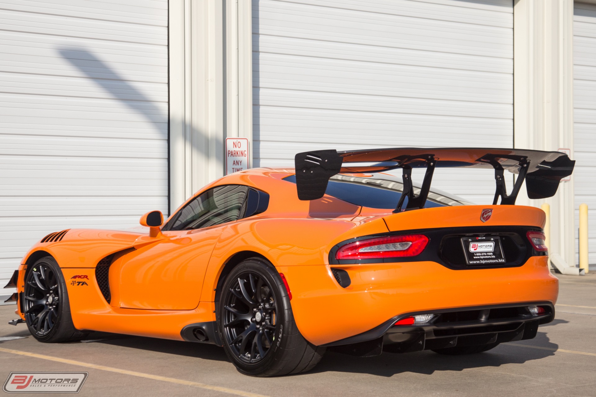 Used-2017-Dodge-Viper-ACR-Extreme