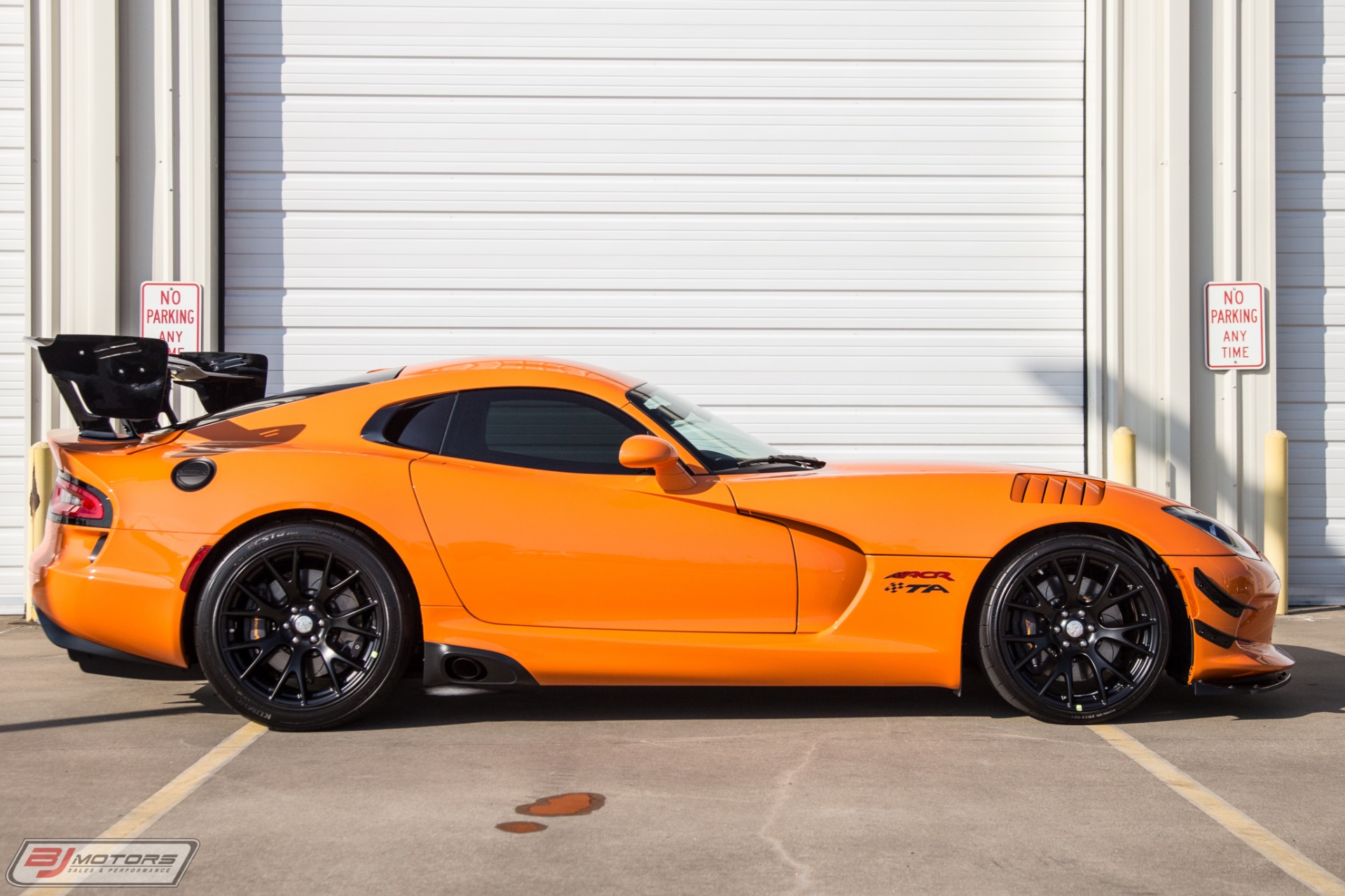 Used-2017-Dodge-Viper-ACR-Extreme