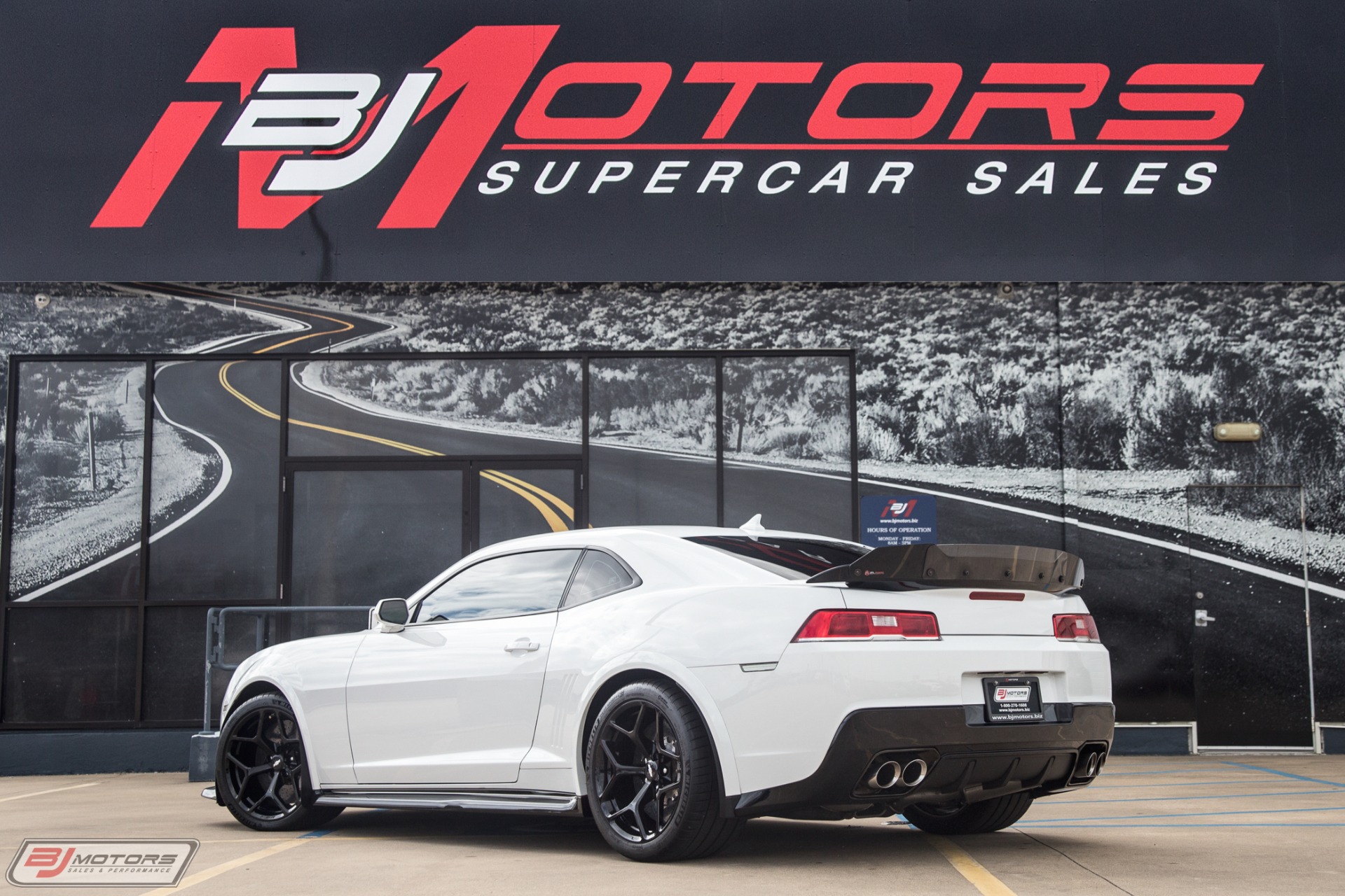 Used-2015-Chevrolet-Camaro-Z28