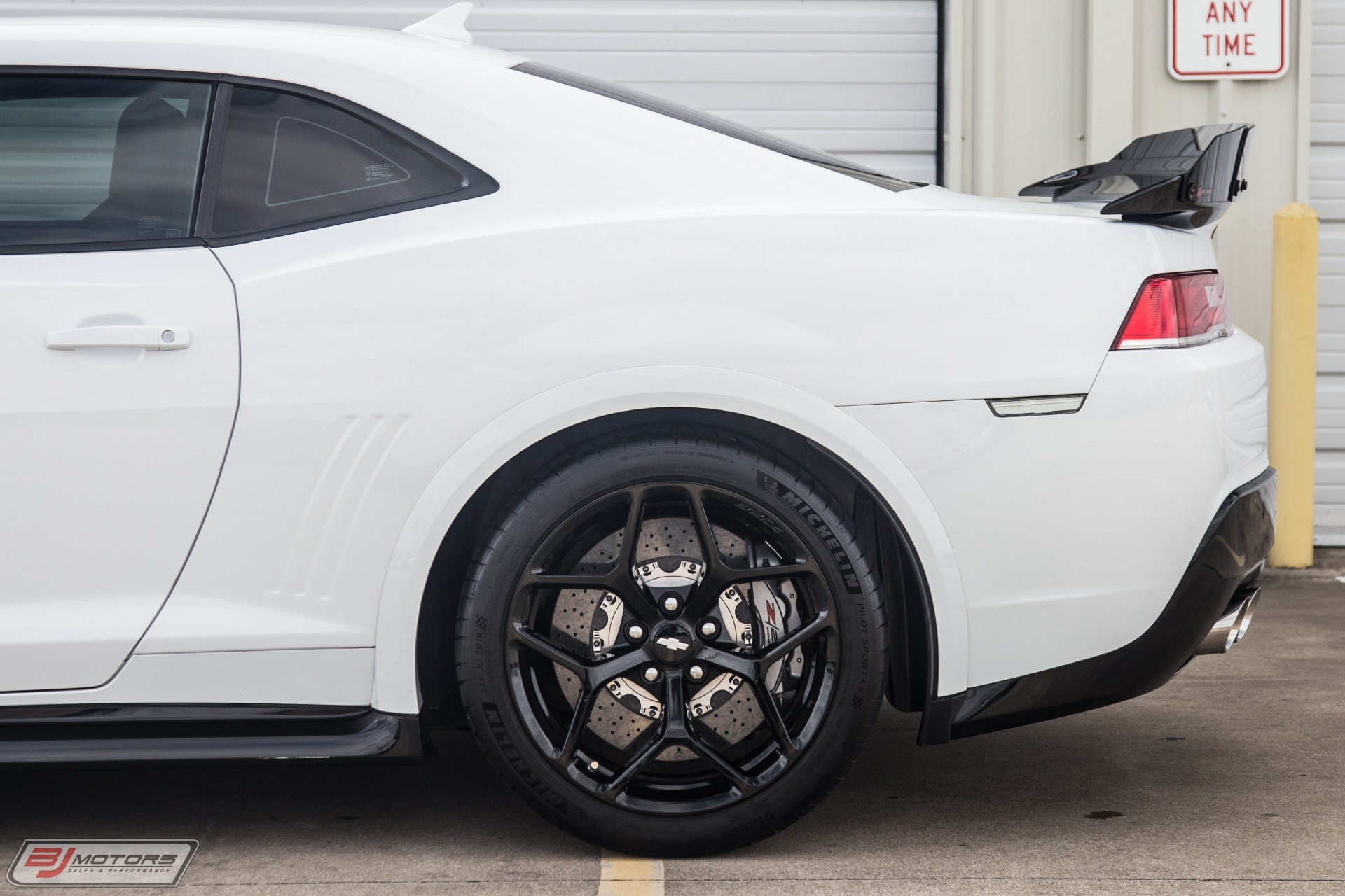 Used-2015-Chevrolet-Camaro-Z28