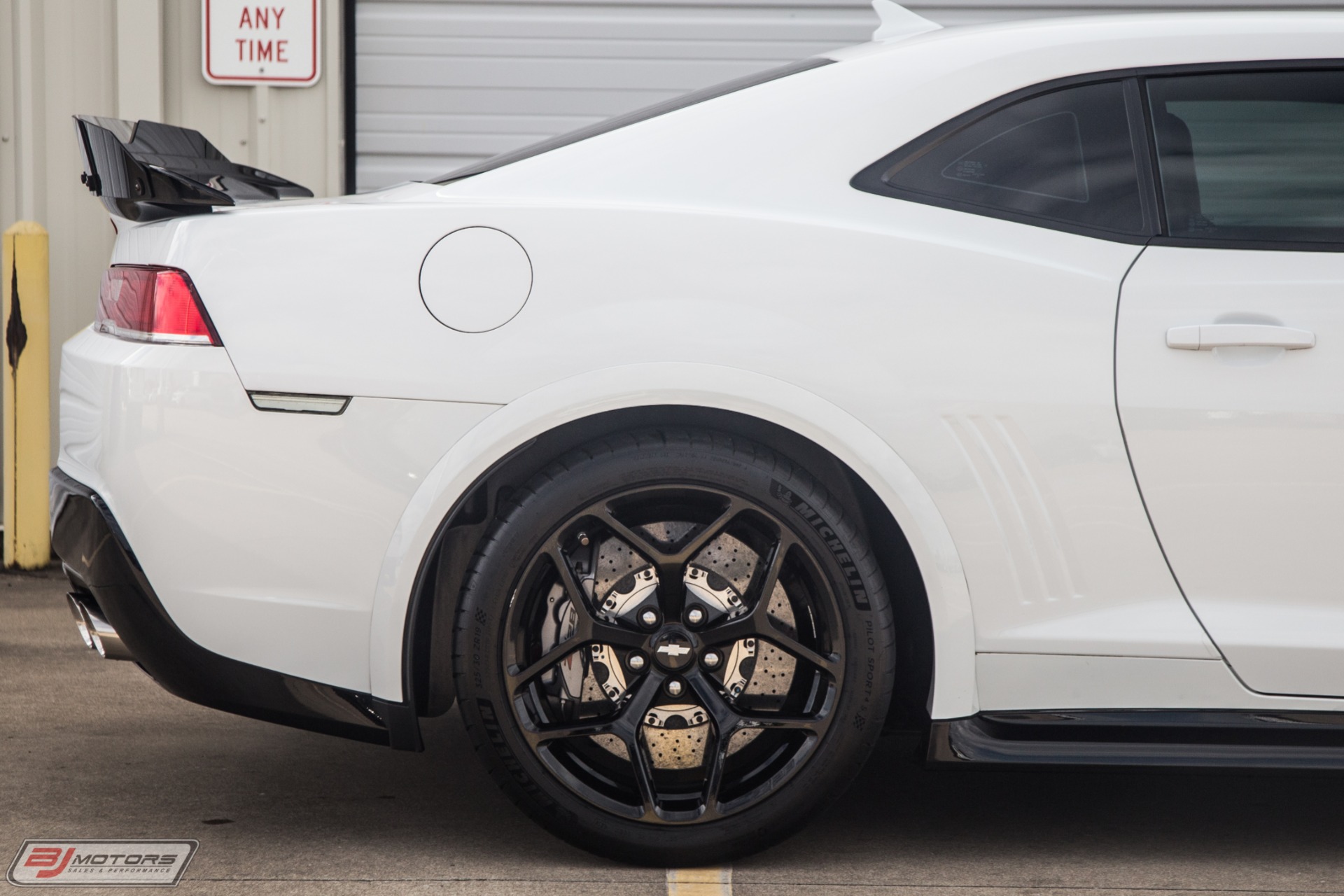 Used-2015-Chevrolet-Camaro-Z28