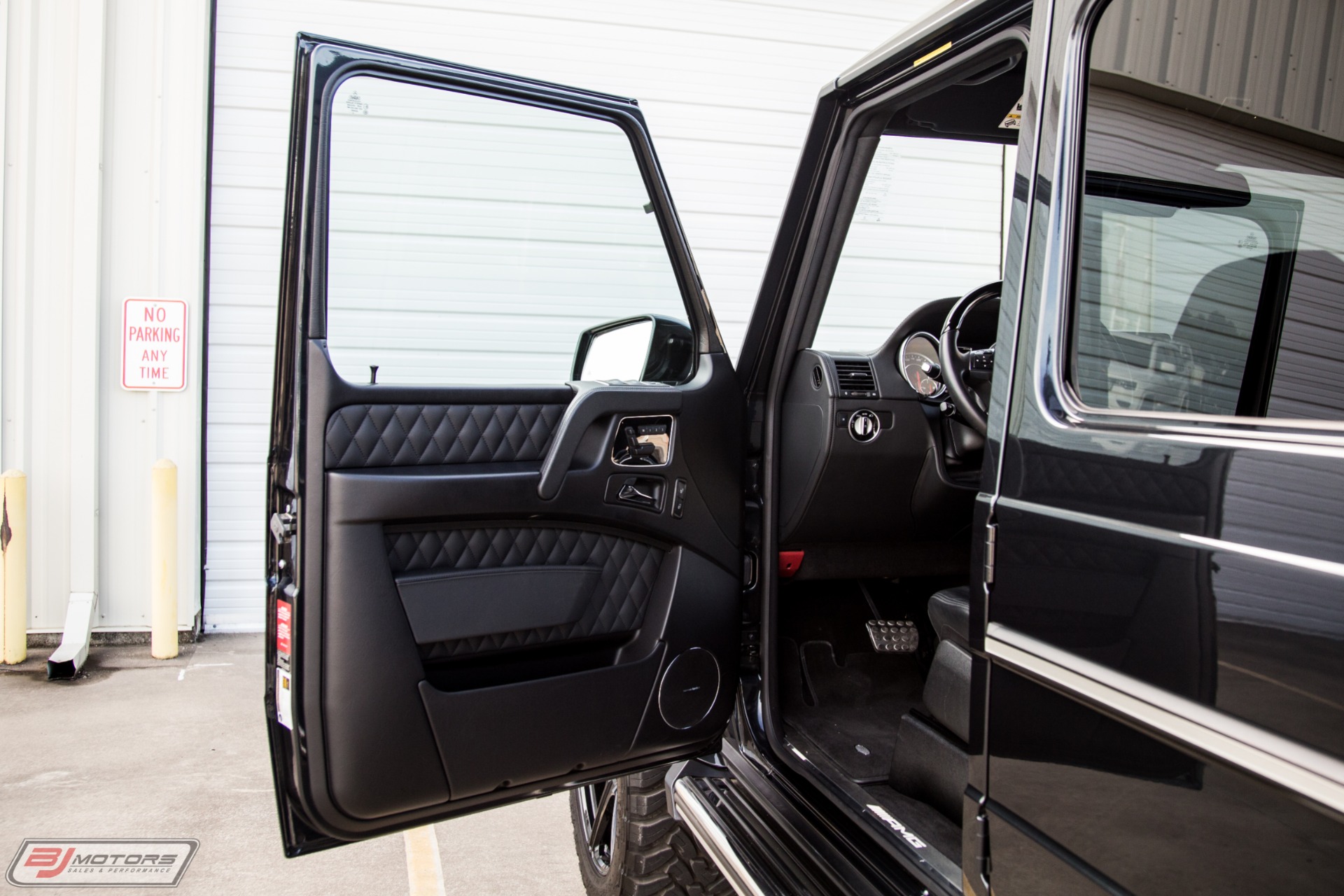 Used-2016-Mercedes-Benz-G-Class-AMG-G-65