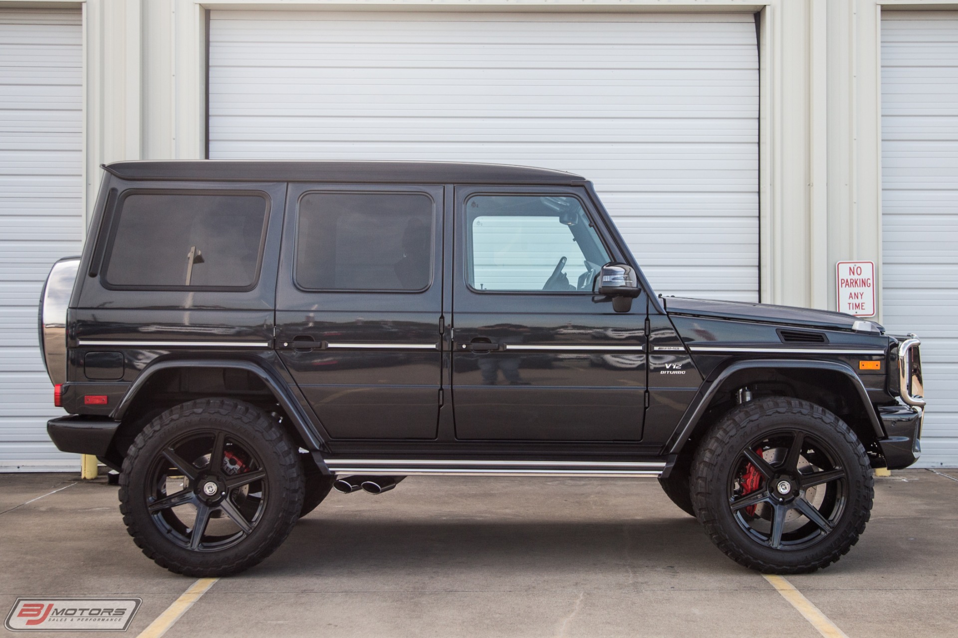 Used-2016-Mercedes-Benz-G-Class-AMG-G-65