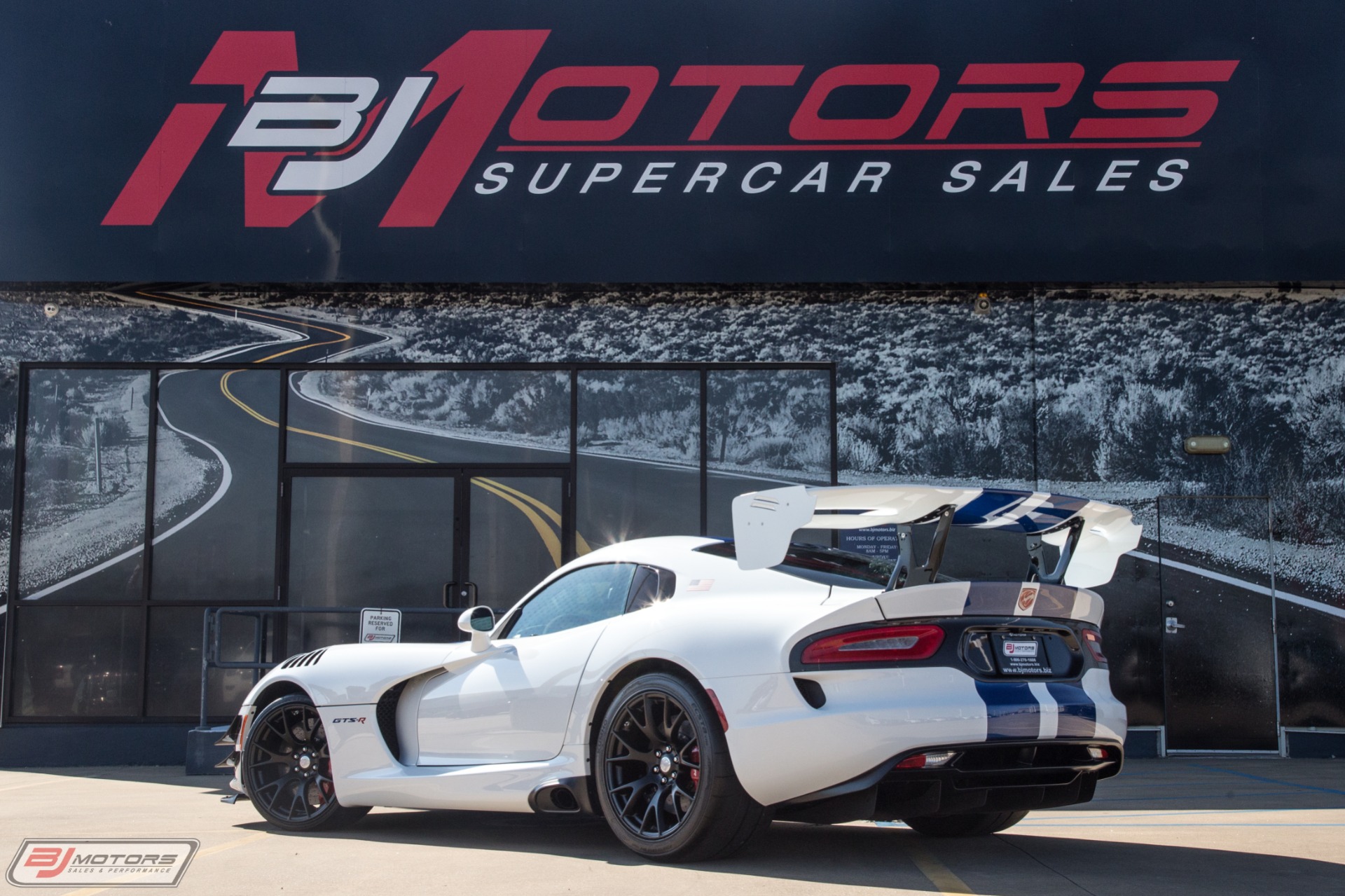 Used-2017-Dodge-Viper-GTS-R