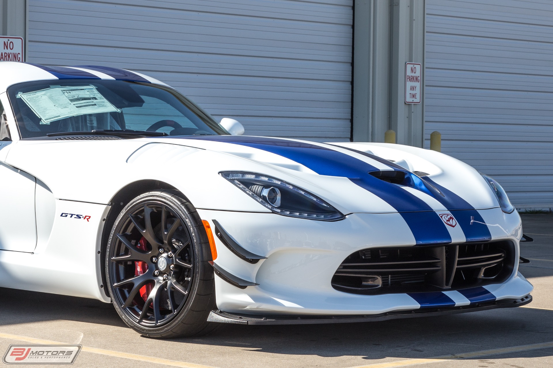 Used-2017-Dodge-Viper-GTS-R