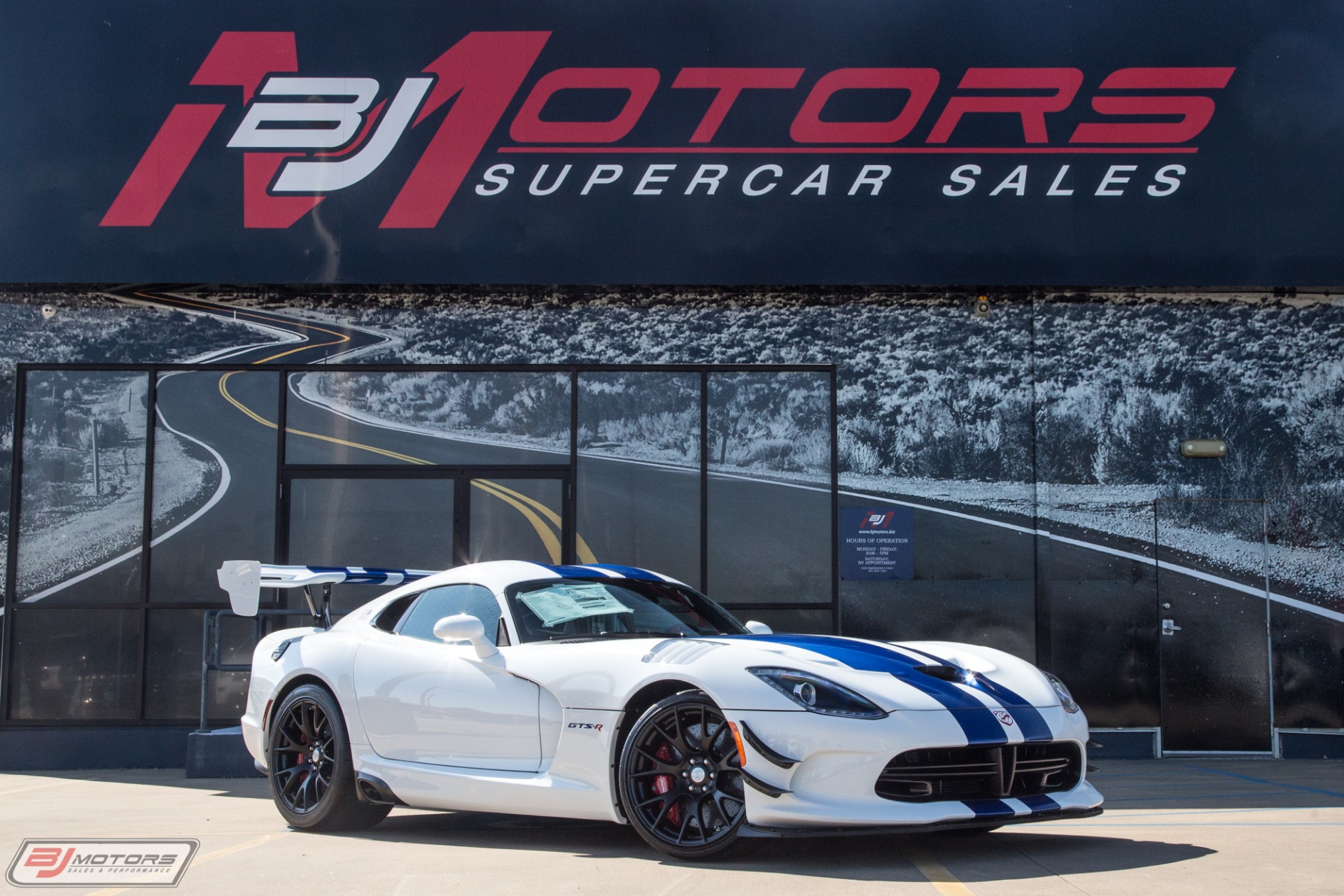 Used-2017-Dodge-Viper-GTS-R