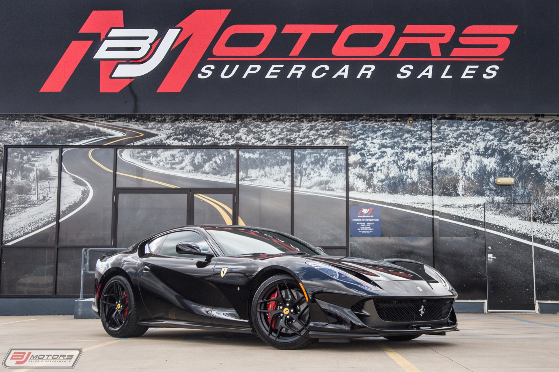 Used-2018-Ferrari-812-Superfast