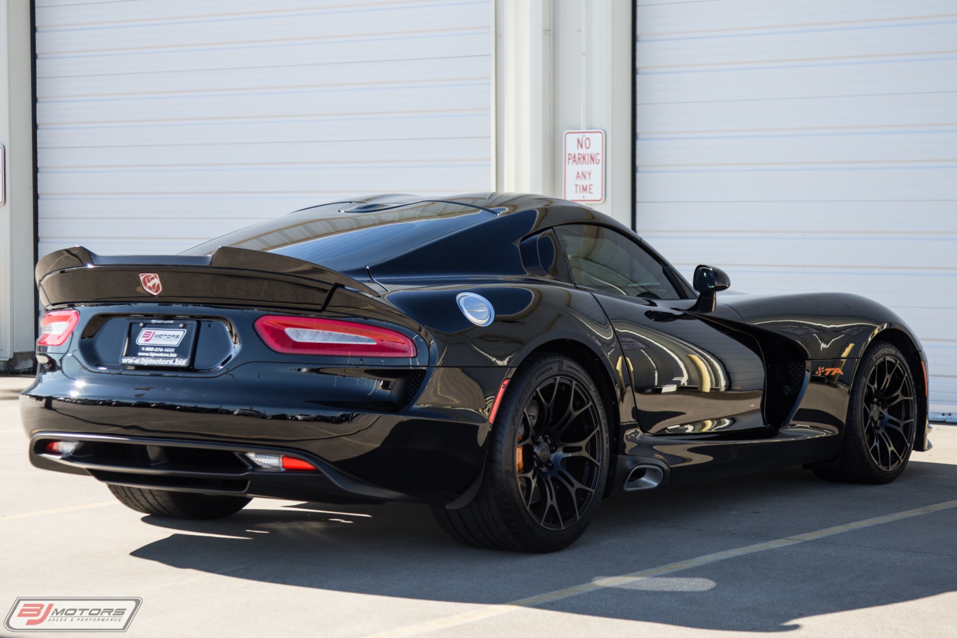 Used-2015-Dodge-Viper-GT