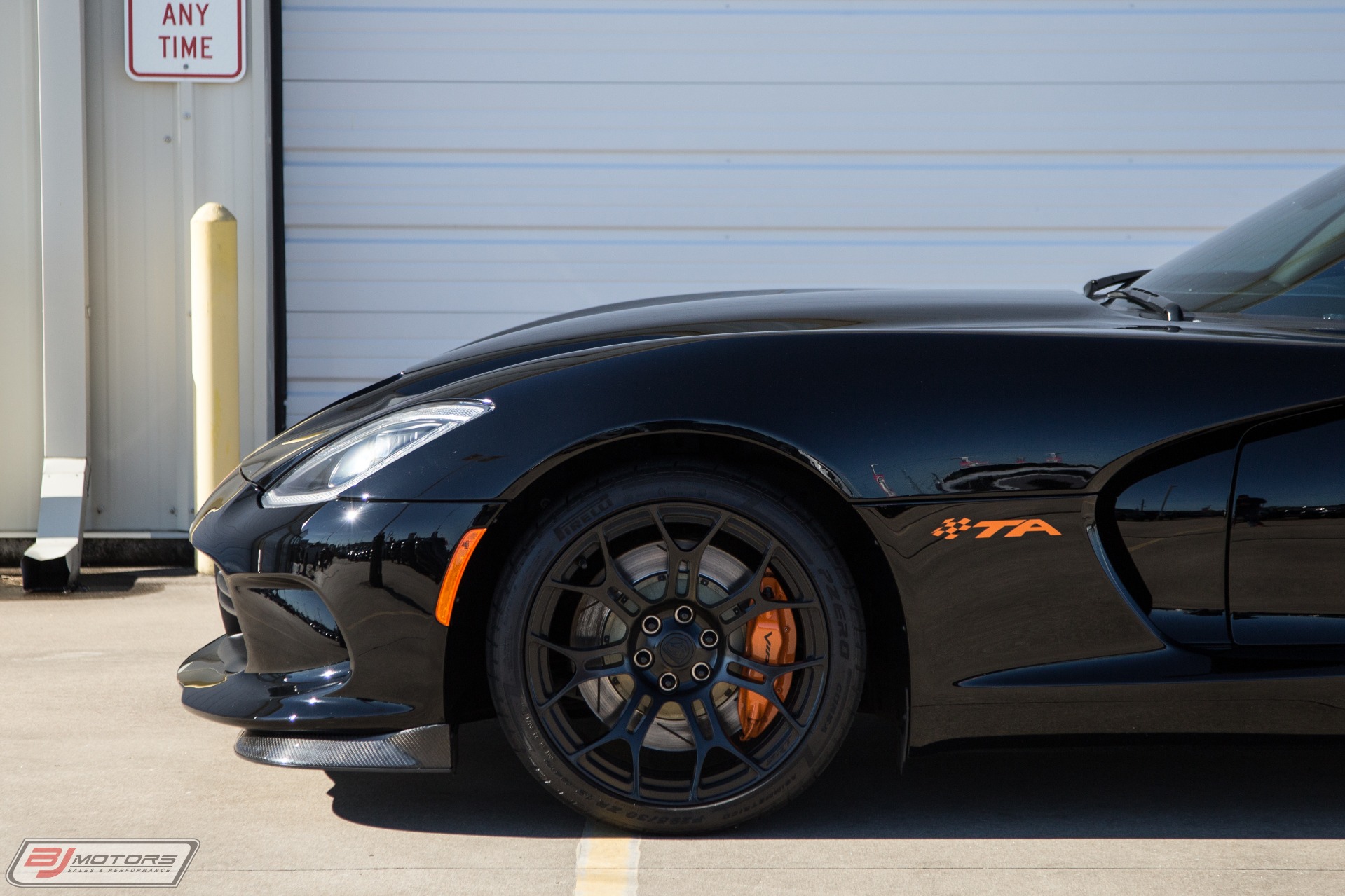 Used-2015-Dodge-Viper-GT