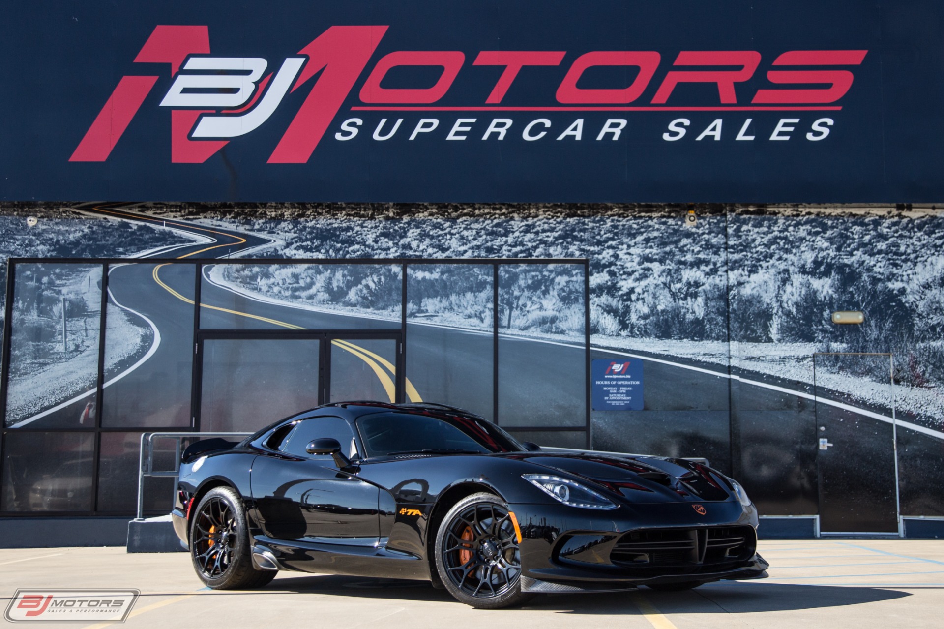 Used-2015-Dodge-Viper-GT